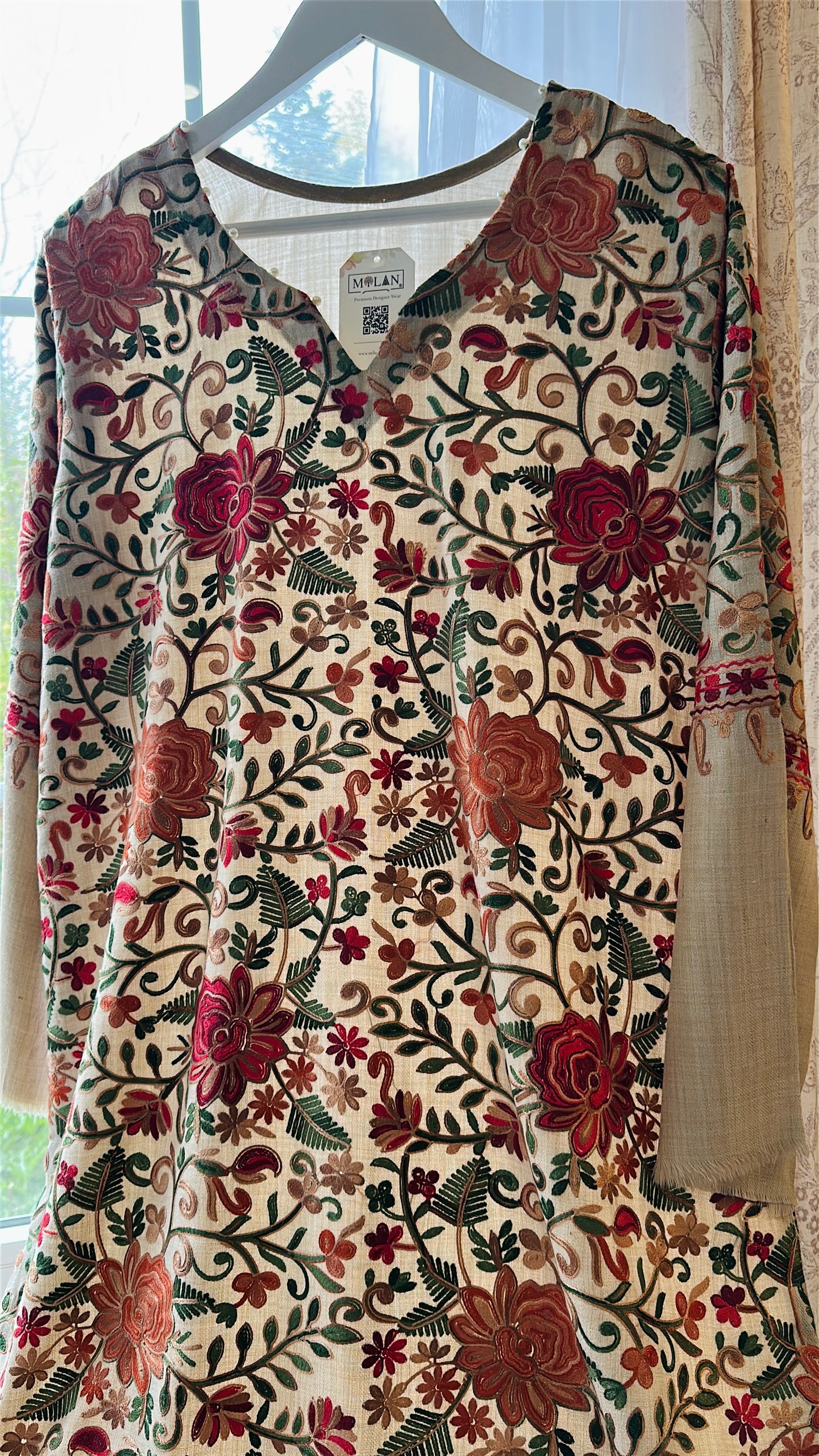 Sahar-e-Zar – Heritage kaftaan Series