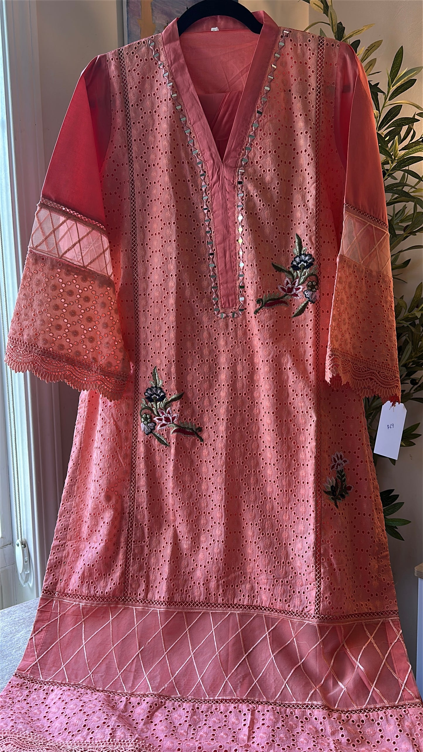 Blossom Veil Élan – Soft Summer Grace
