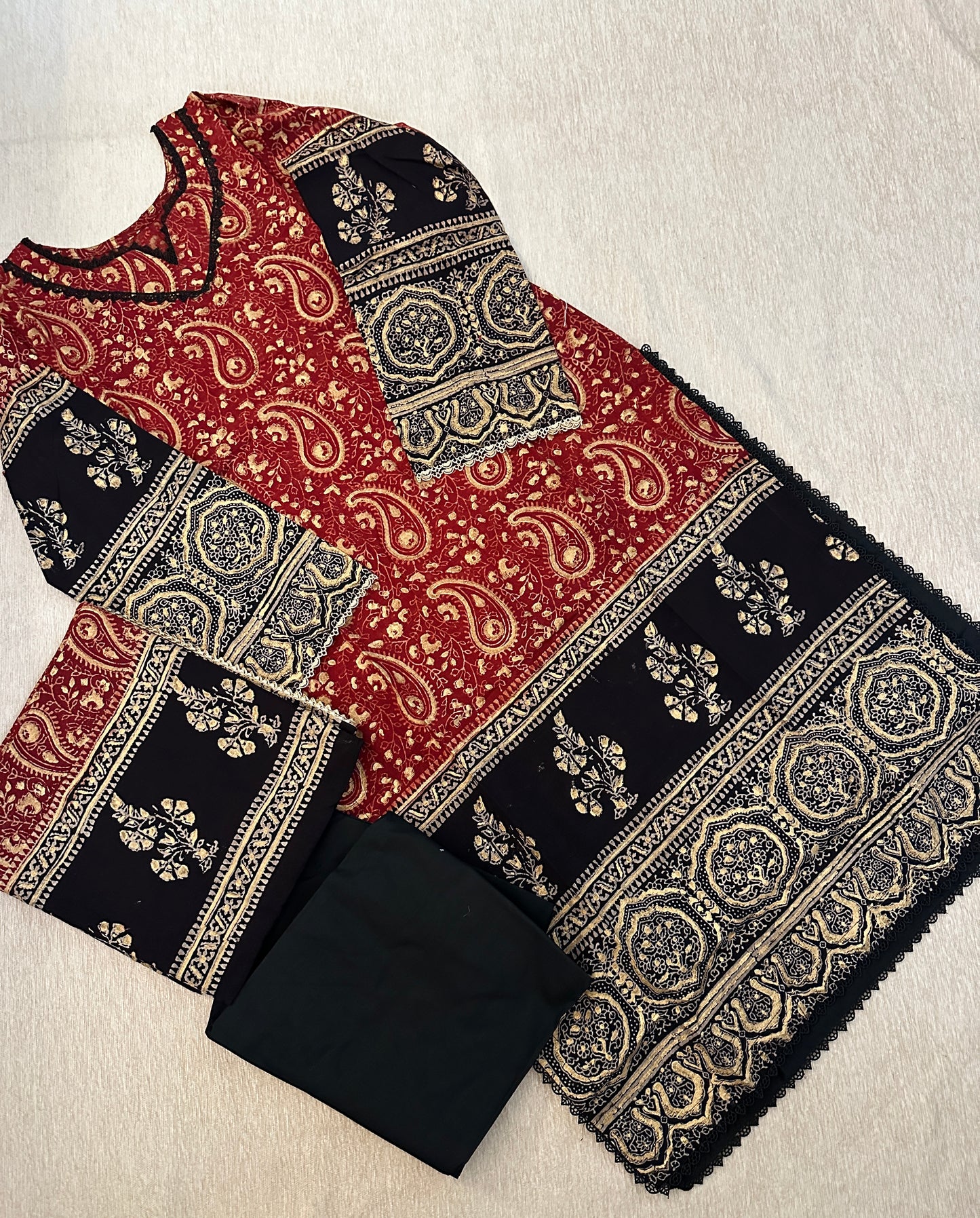 Rang-e-Mehr Ajrak Heritage