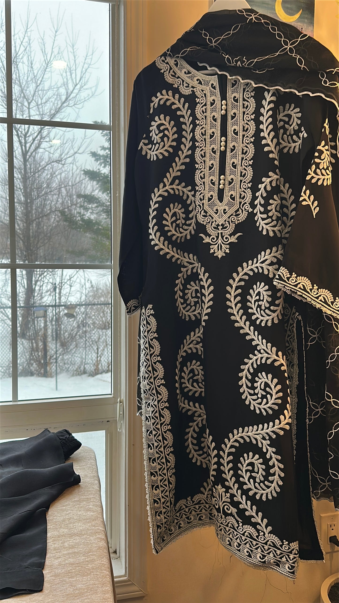 Noir Kashmira – Timeless Elegance in Raw Silk