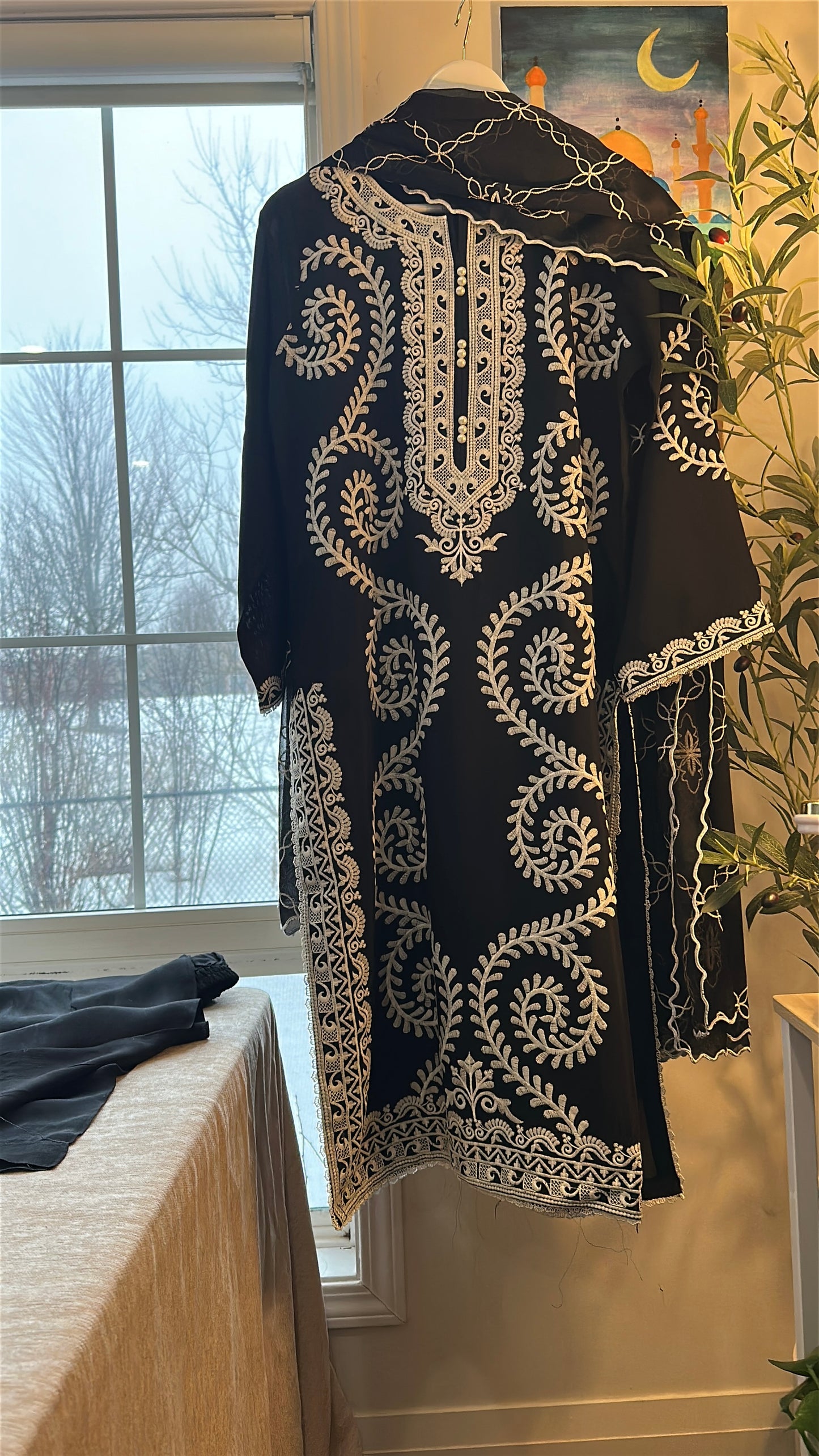 Noir Kashmira – Timeless Elegance in Raw Silk