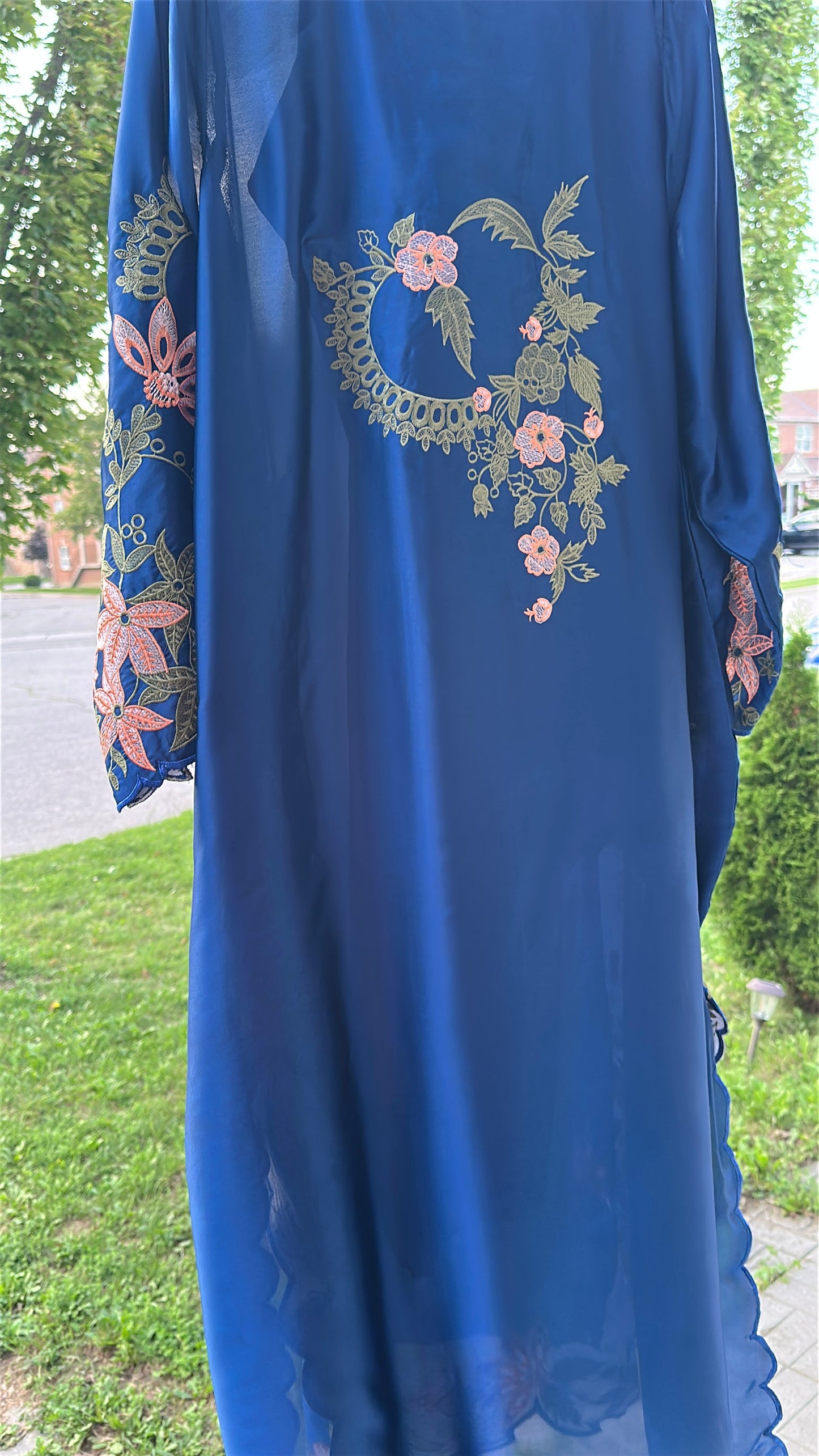 Zarveen Sapphire — Royal Blue Silk Kaftan Set