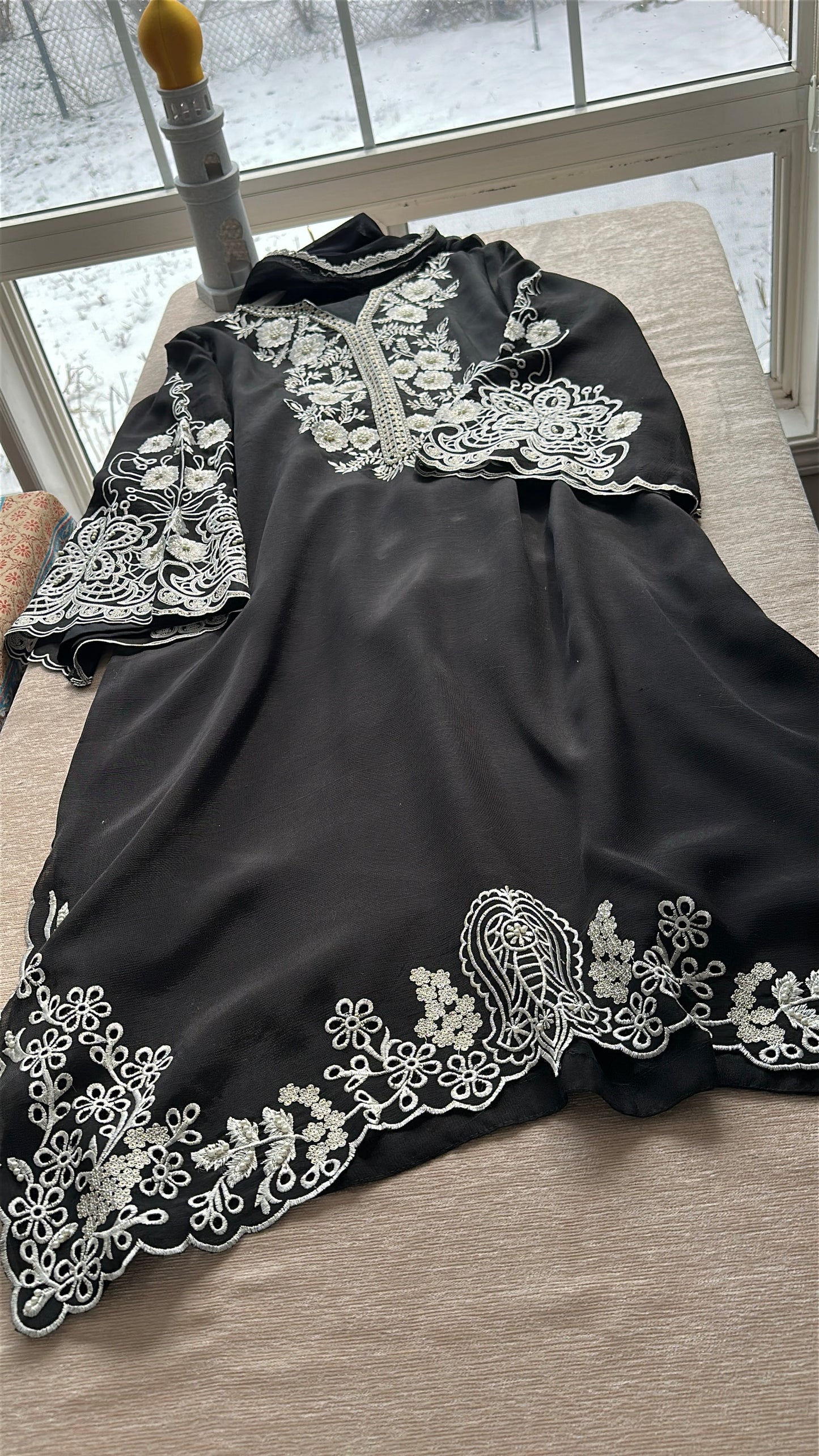 Noir Melody – 3-Piece Kaftan Set