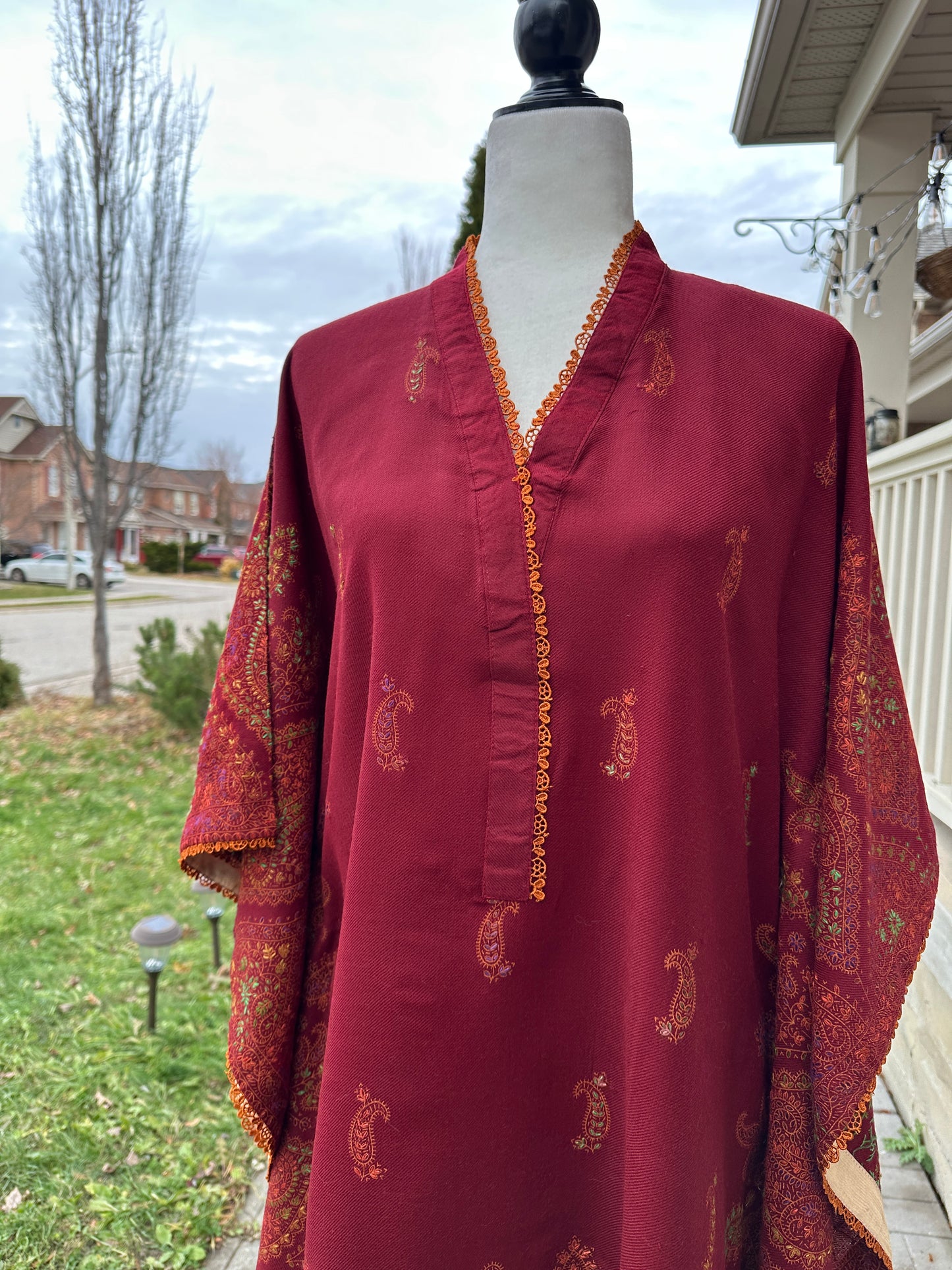 Gulnaar-e-Suroor – The Maroon Kalamkari Bloom