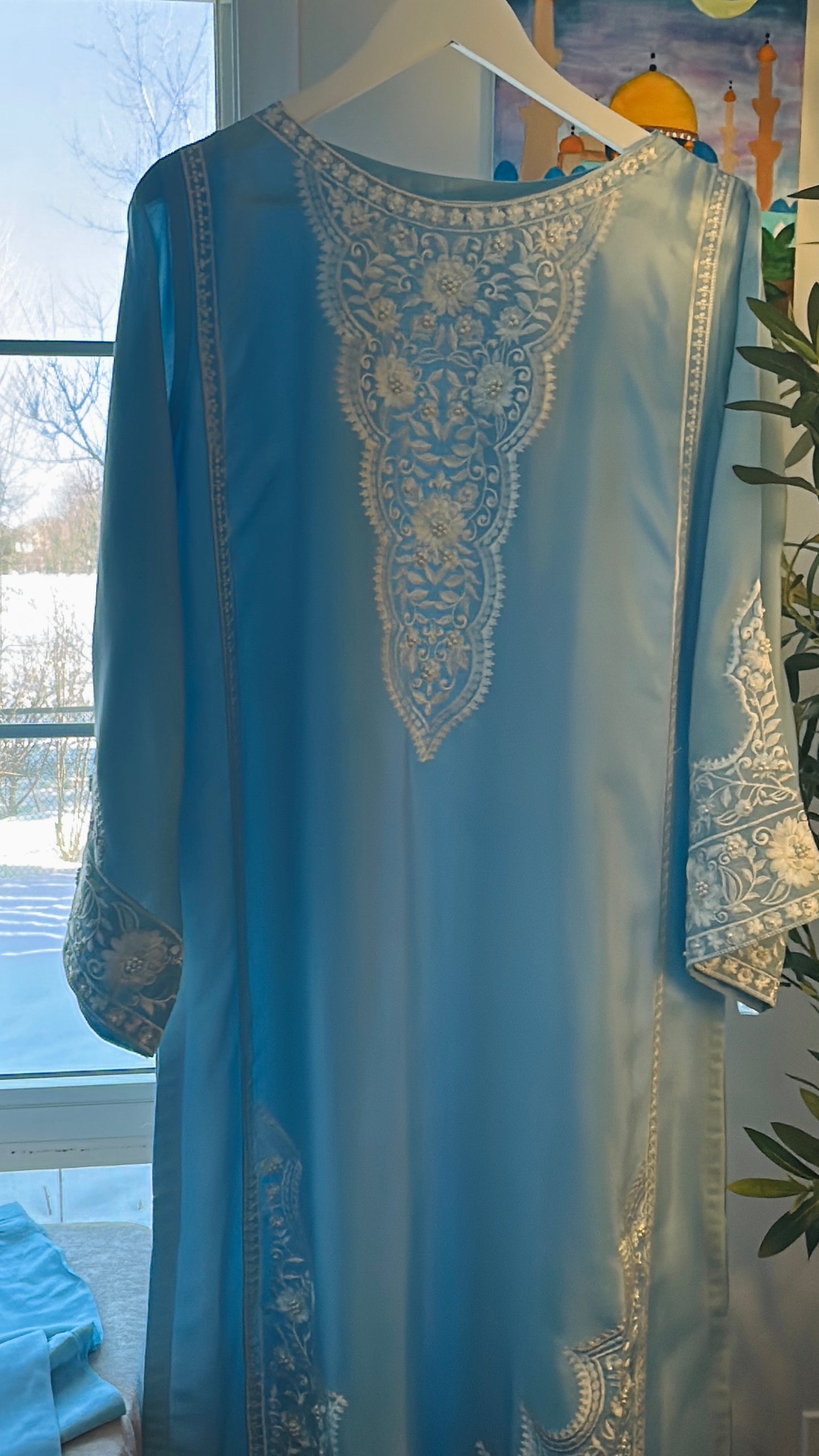 Frost Élan – Cool Grace in Celestial Blue