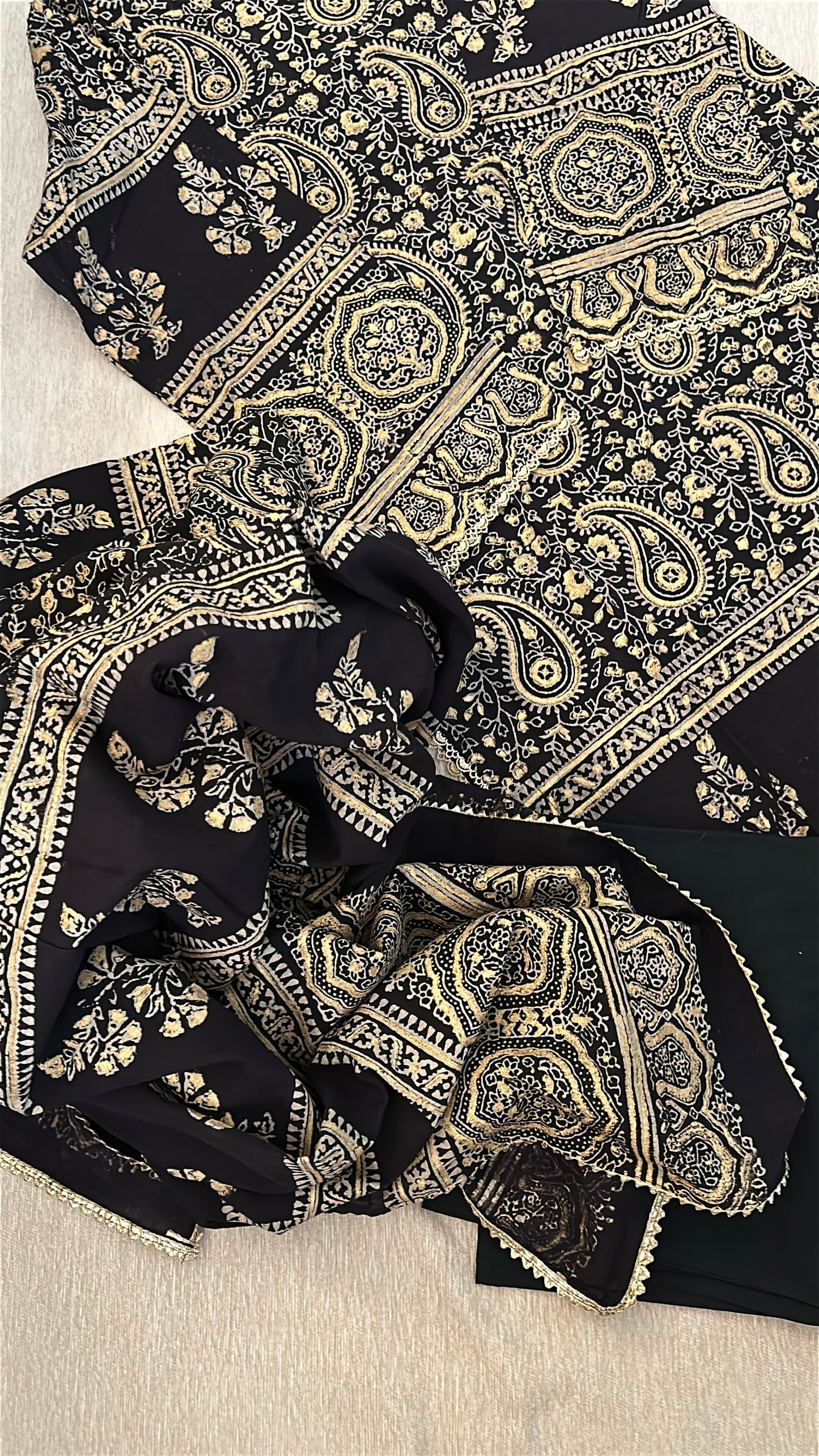 Noir Ajrak Heritage