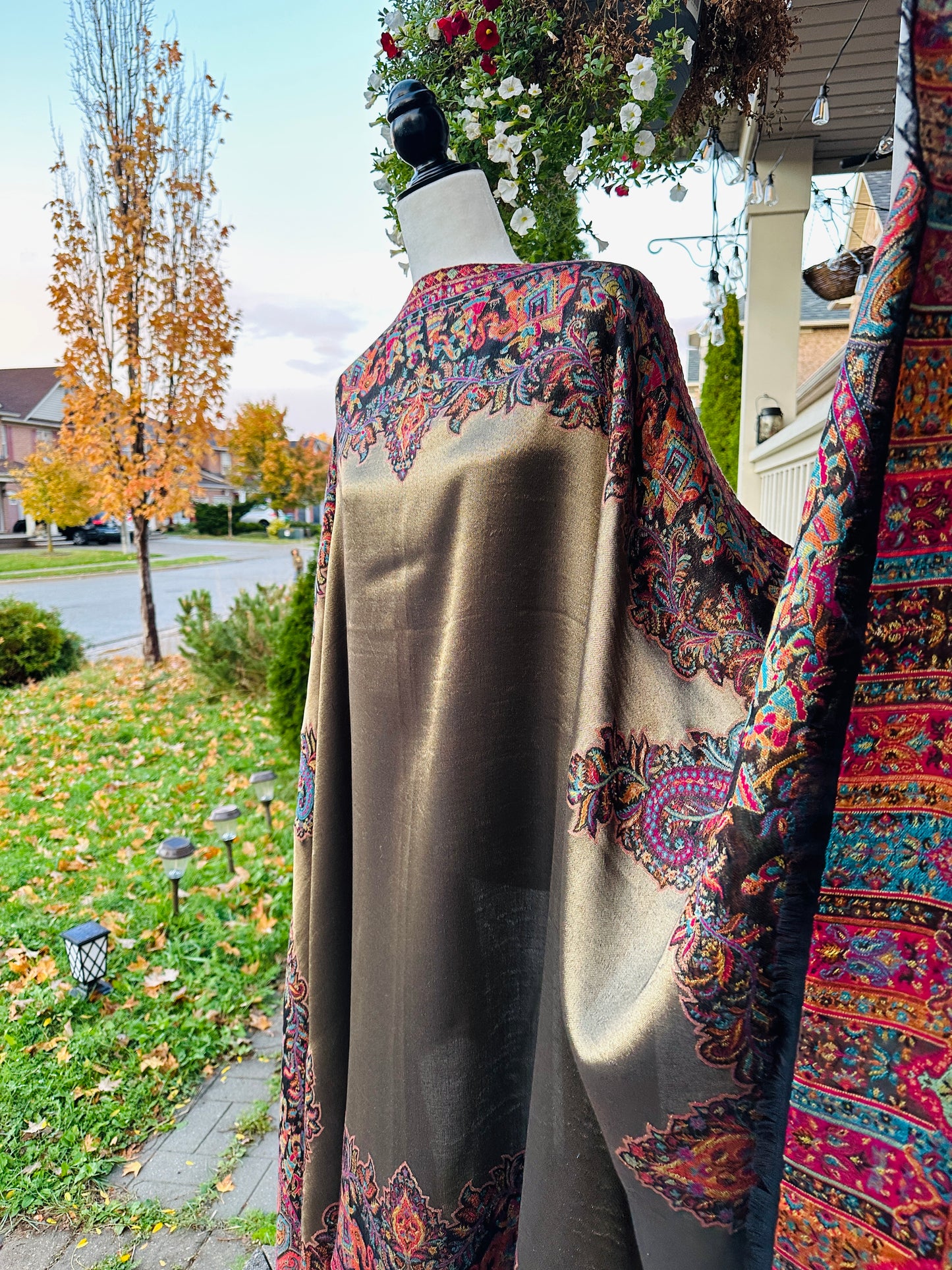 Mughal Muse Moonlit Shawl