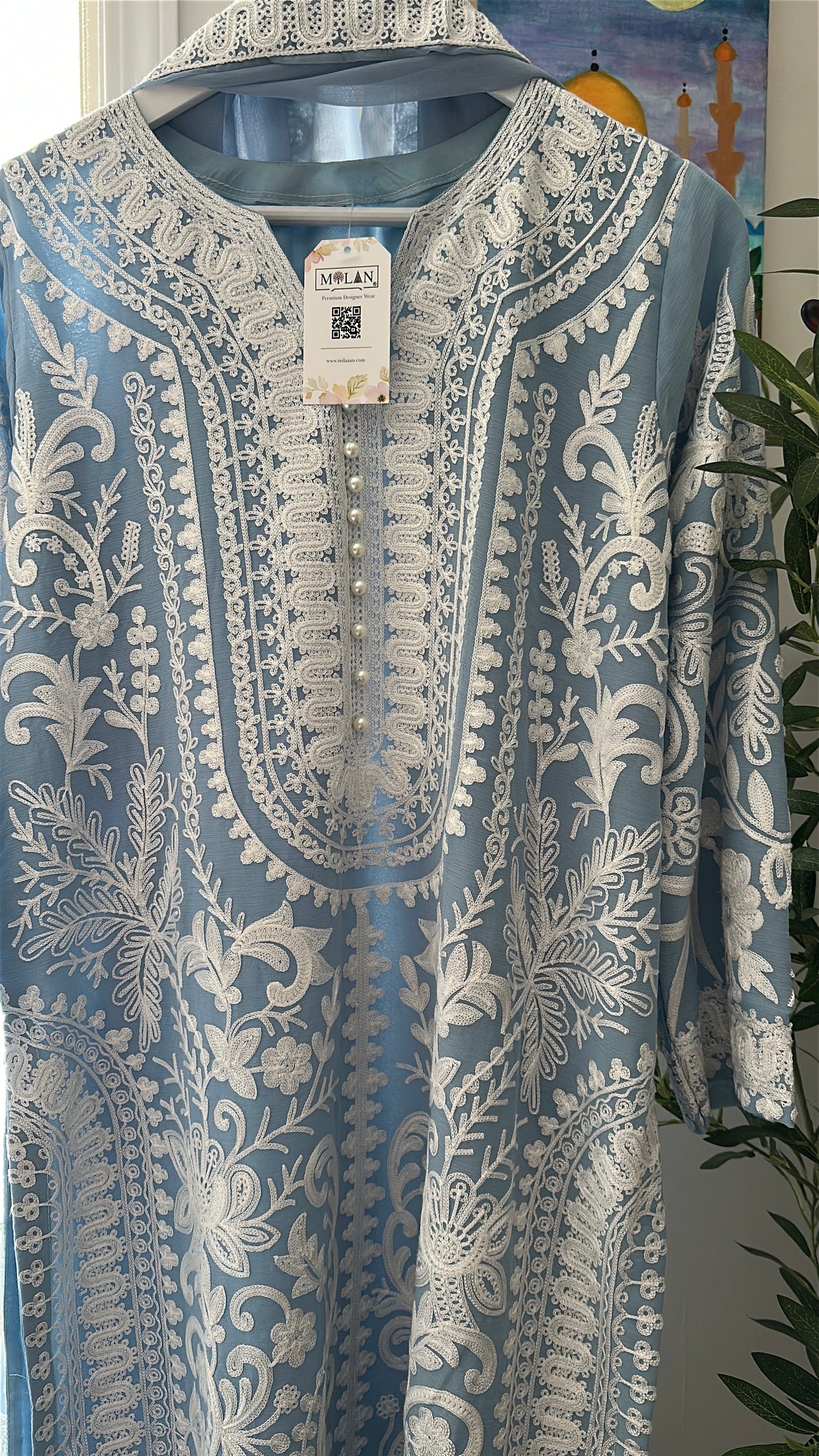 Powder Sky Élan – Soft Elegance in Every Thread