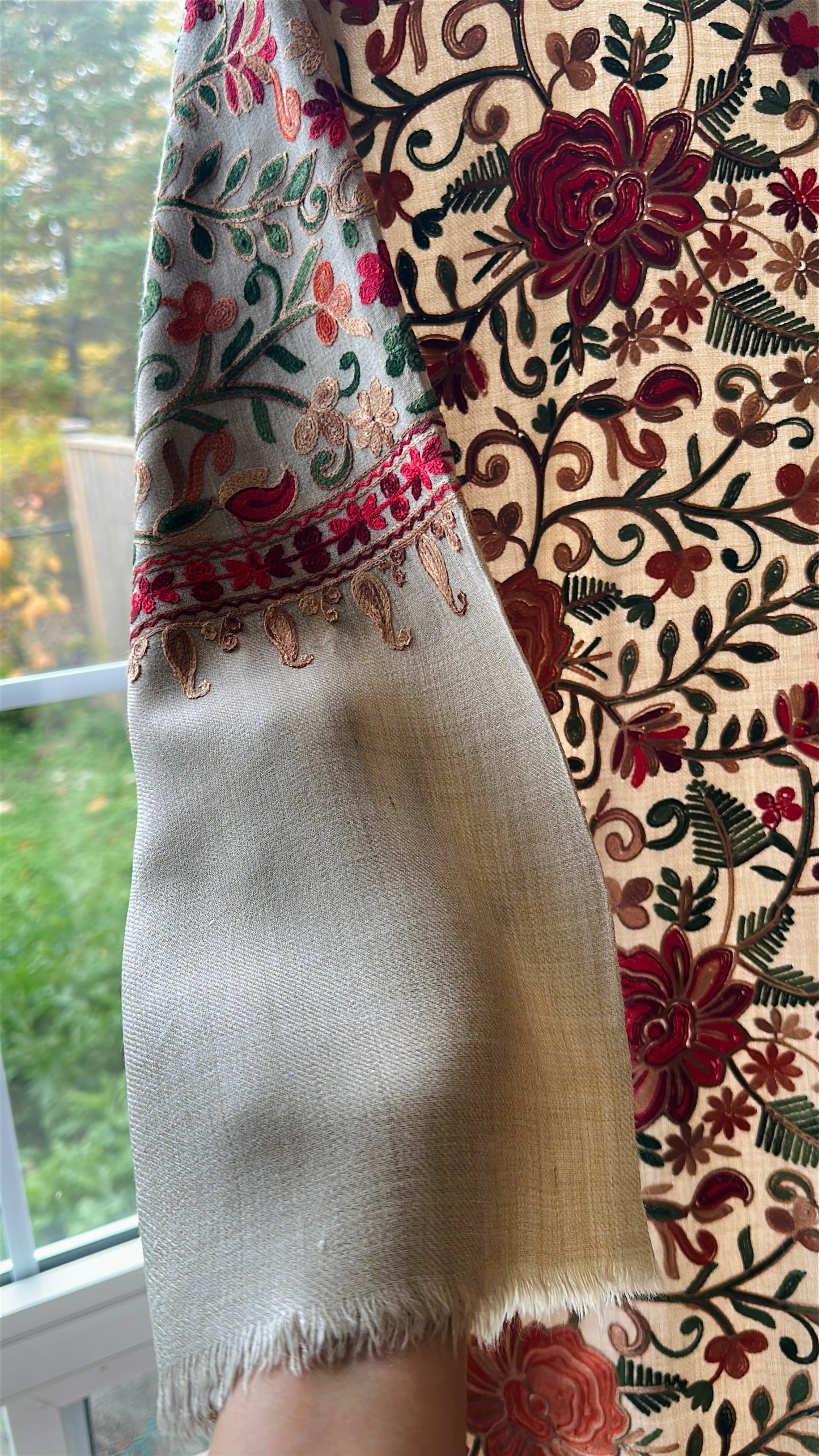 Sahar-e-Zar – Heritage kaftaan Series