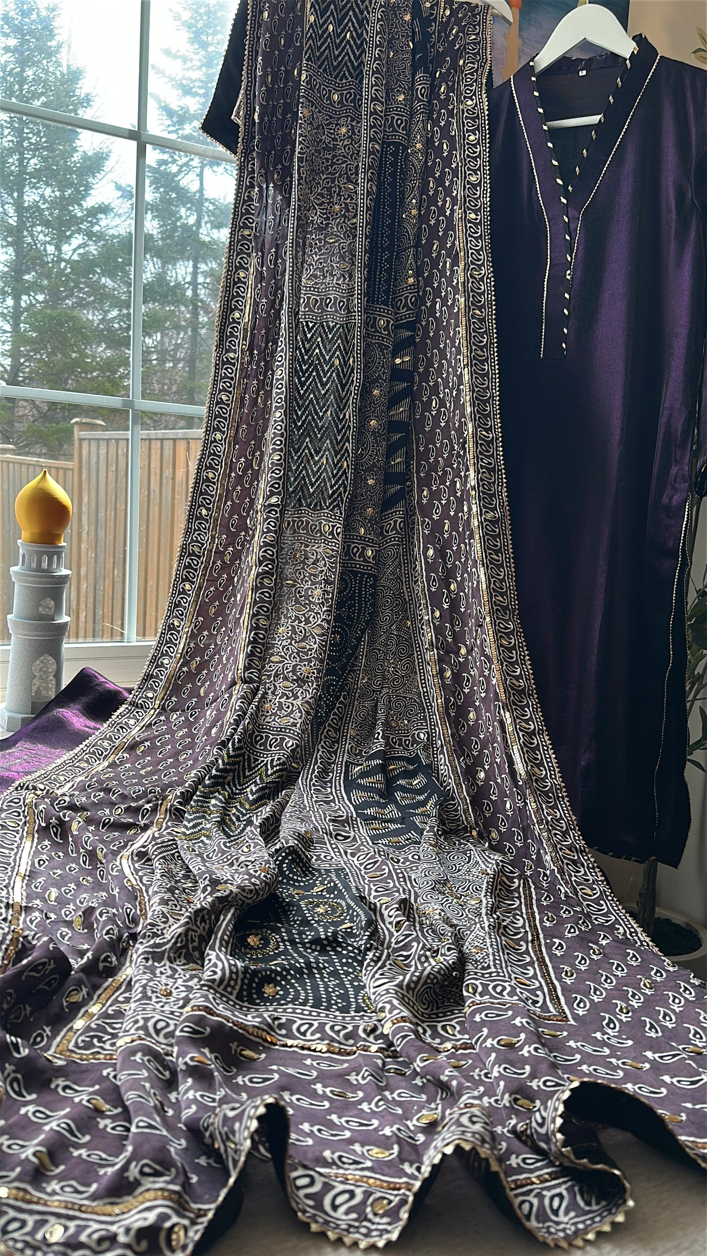 Ajrak Mehr-e-Zar Élan – Where Heritage Meets Royal Depth