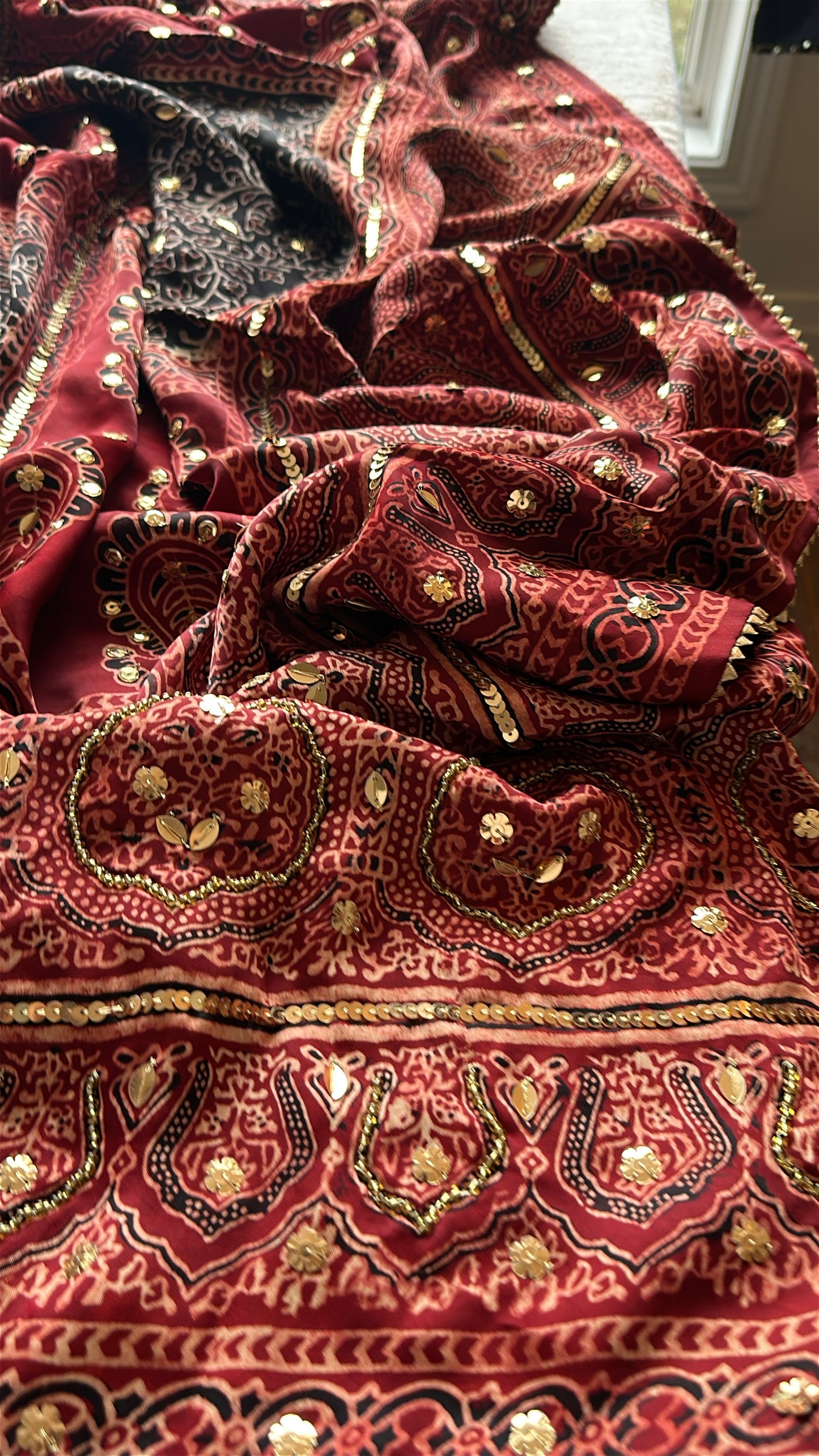 Ajrak Zarqash Noir Élan – Heritage Reimagined