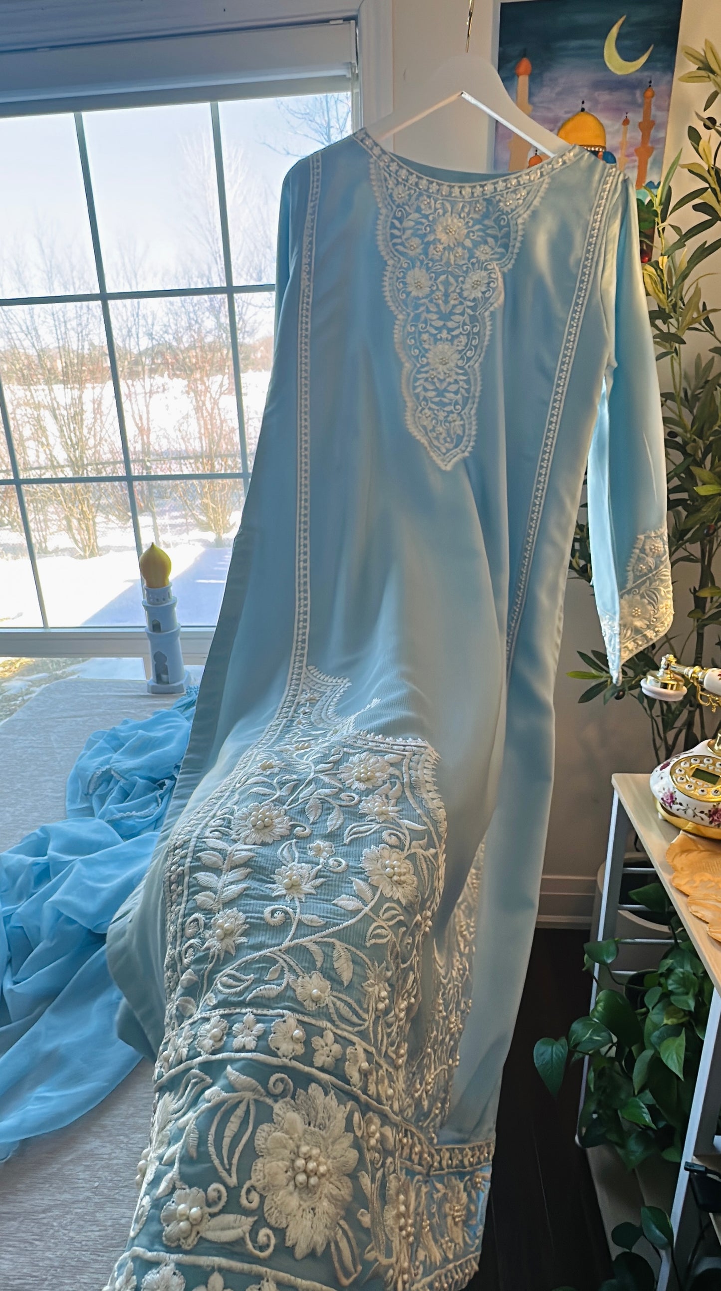 Frost Élan – Cool Grace in Celestial Blue