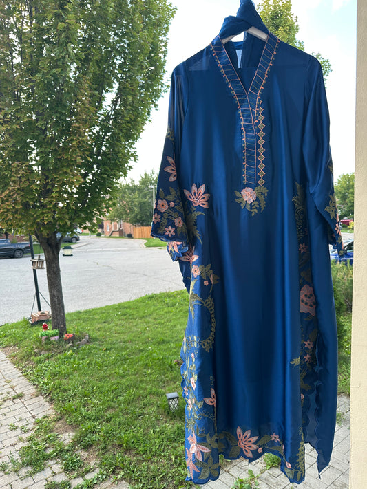 Zarveen Sapphire — Royal Blue Silk Kaftan Set