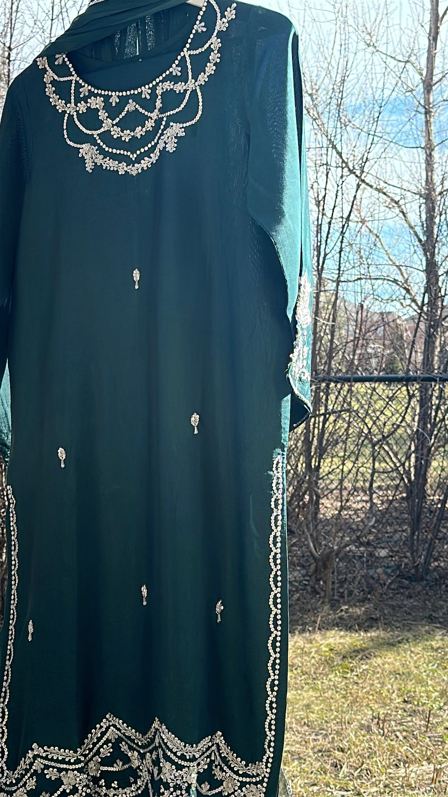 Zarqash-e-Sukoon – 3 piece set