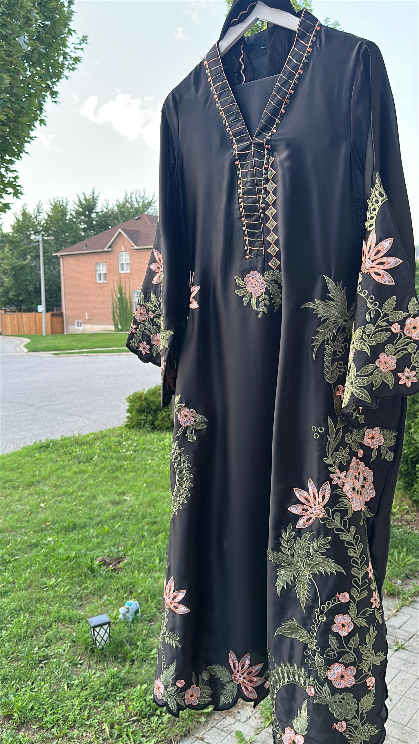 Zarveen Noir — Black Silk Embroidered Kaftan Set