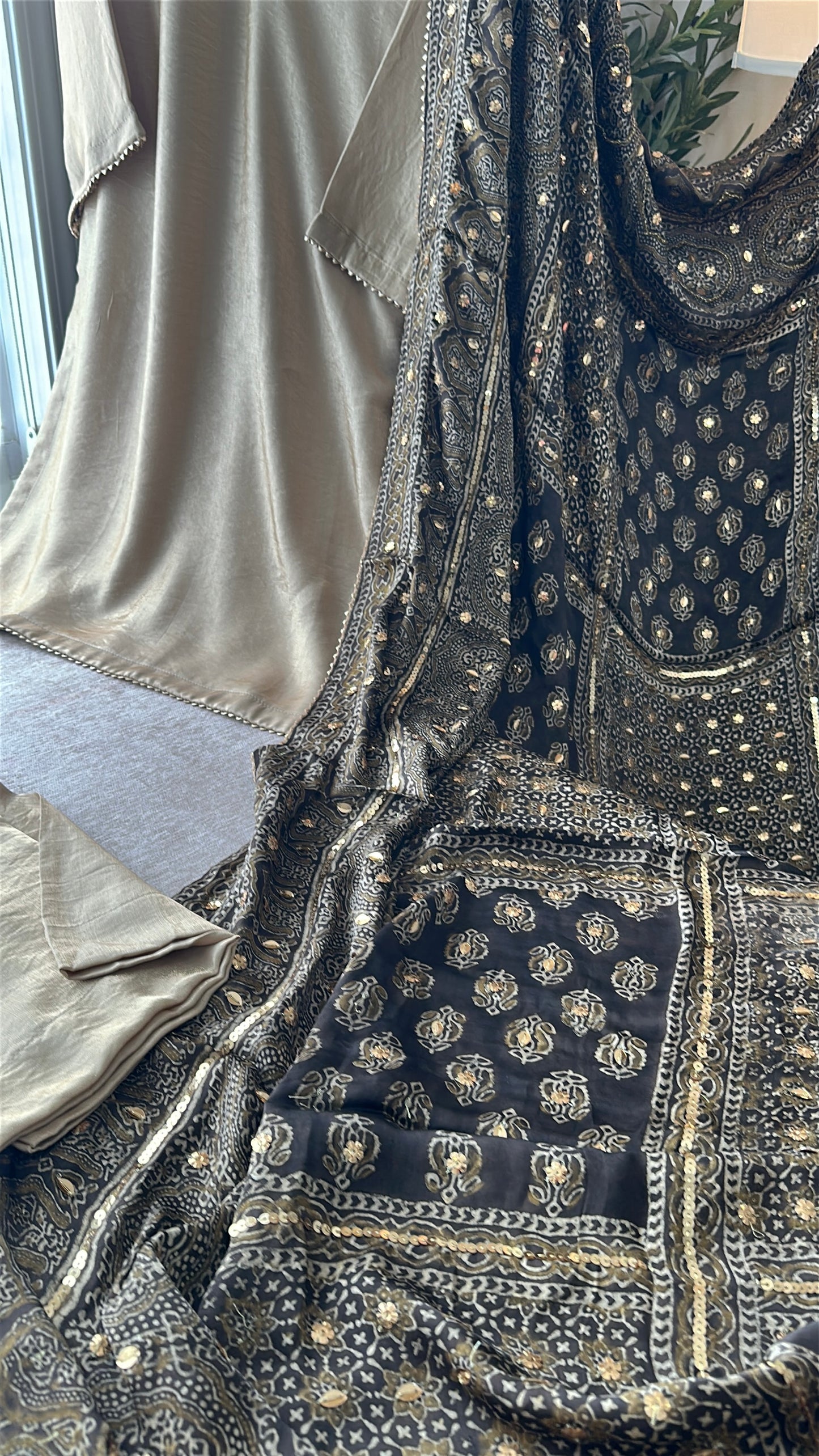 Sahar Virsa Élan – Heritage Draped in Grace