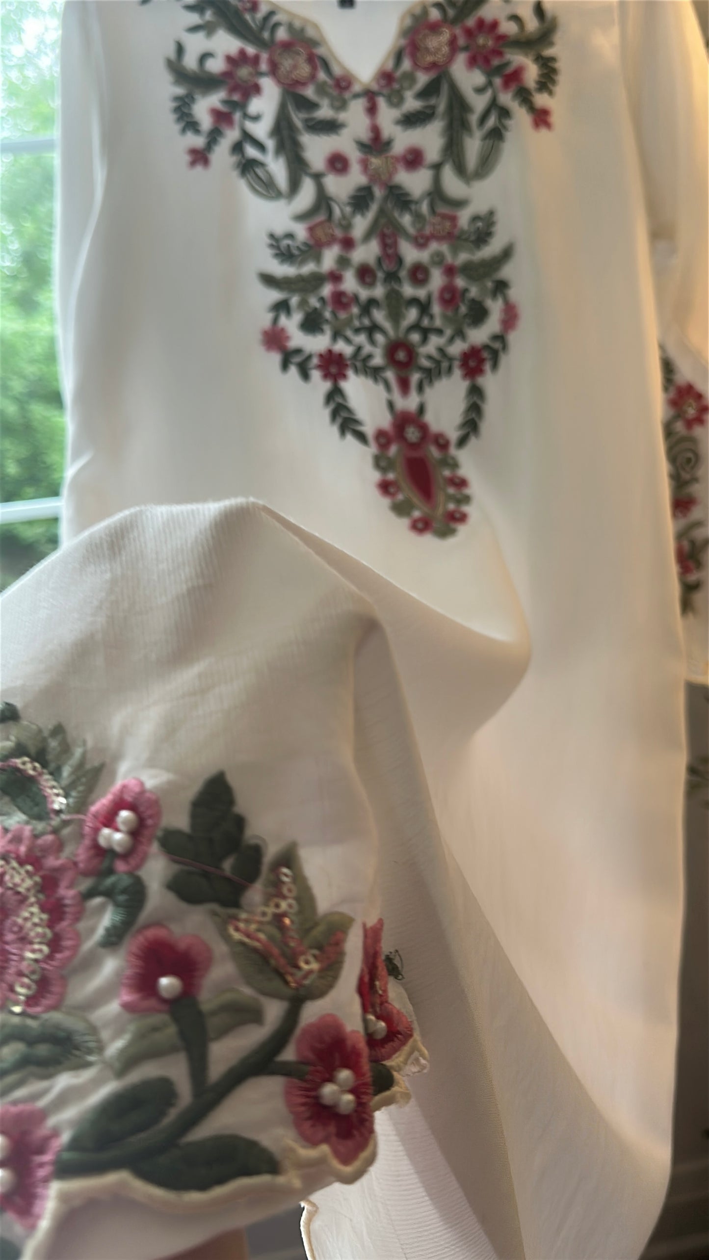 Noor-e-Gul Ivory
