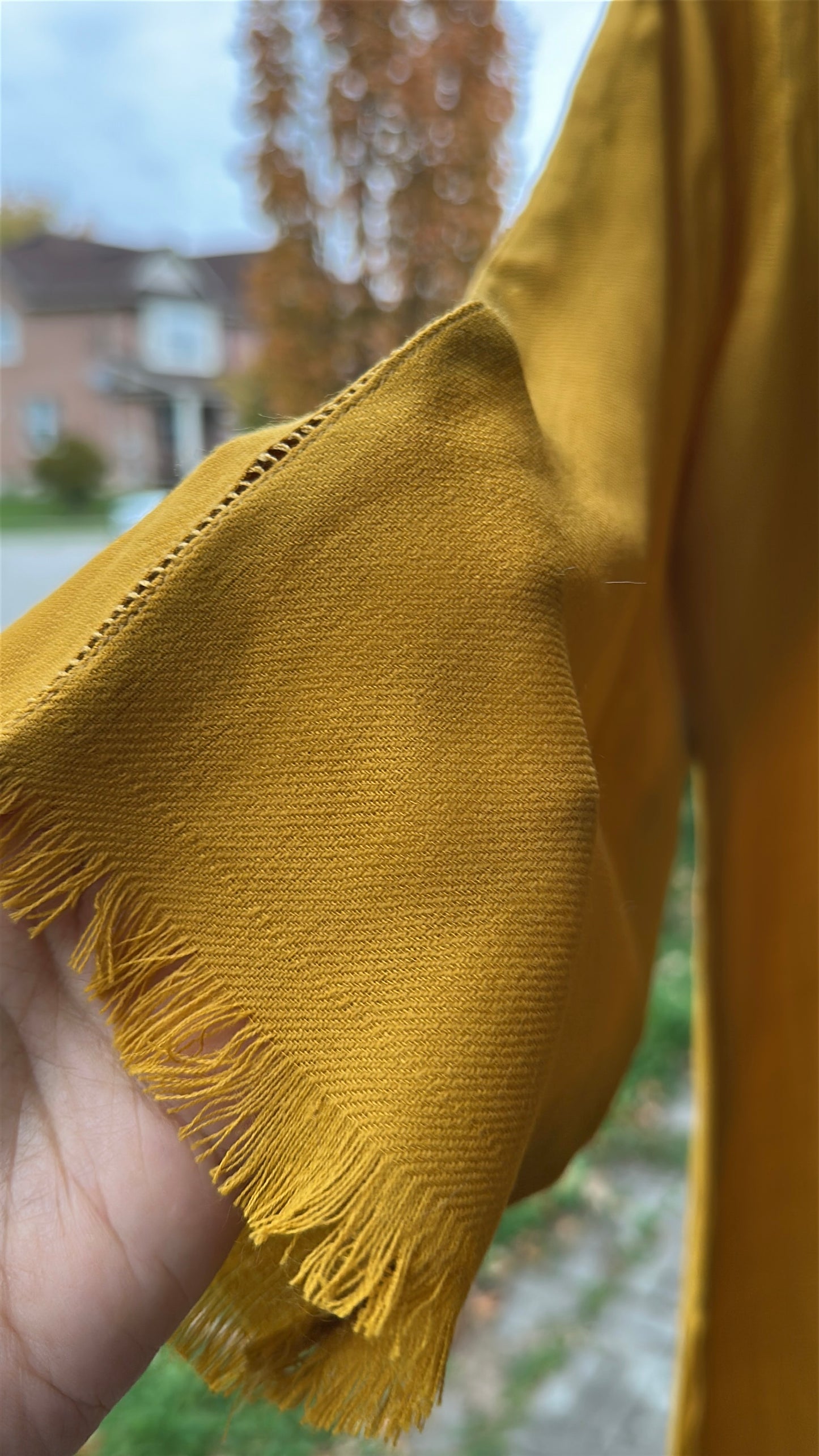 Mehran-e-Zard | Kashmiri Pashmina 3-Piece Embroidered Set