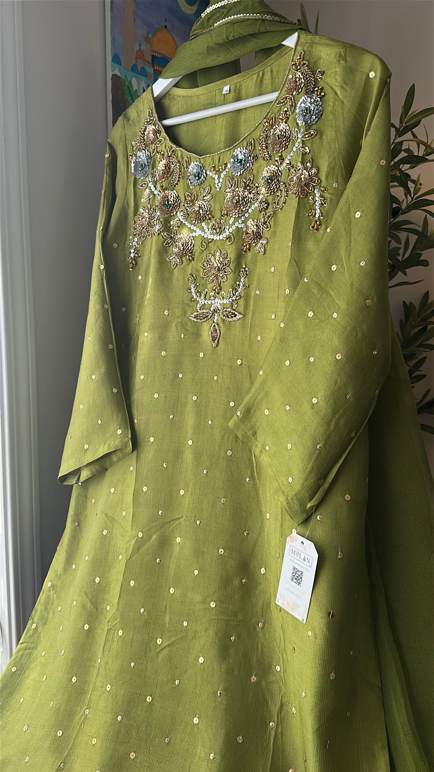 Zara Élan – A Touch of Royal Spring Elegance