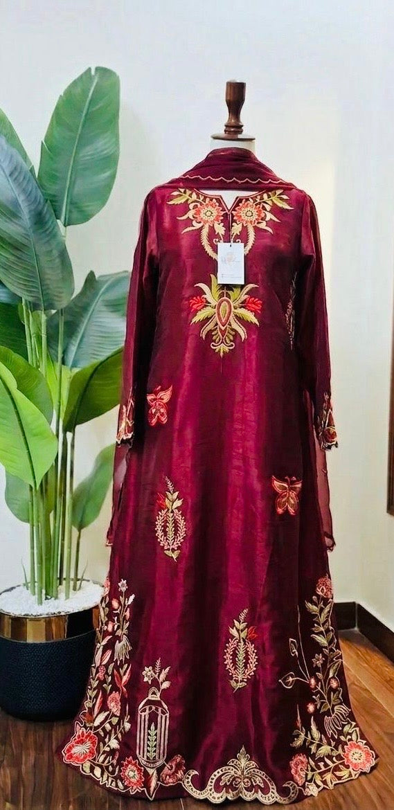 Mehrunisa Élan -  Sheesha Silk kaftaan set