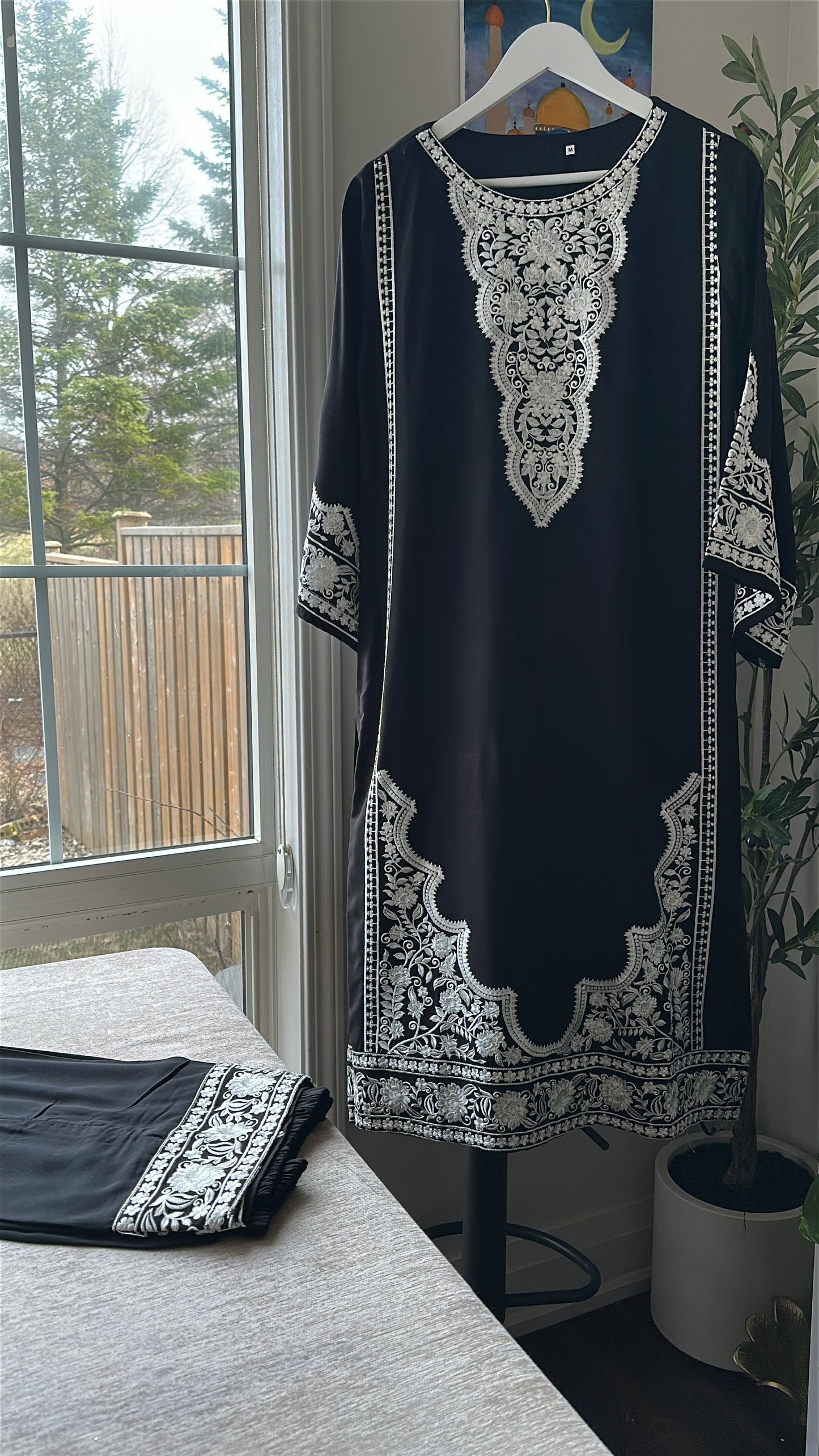 Noir Mehr Élan – Linen Cord Set
