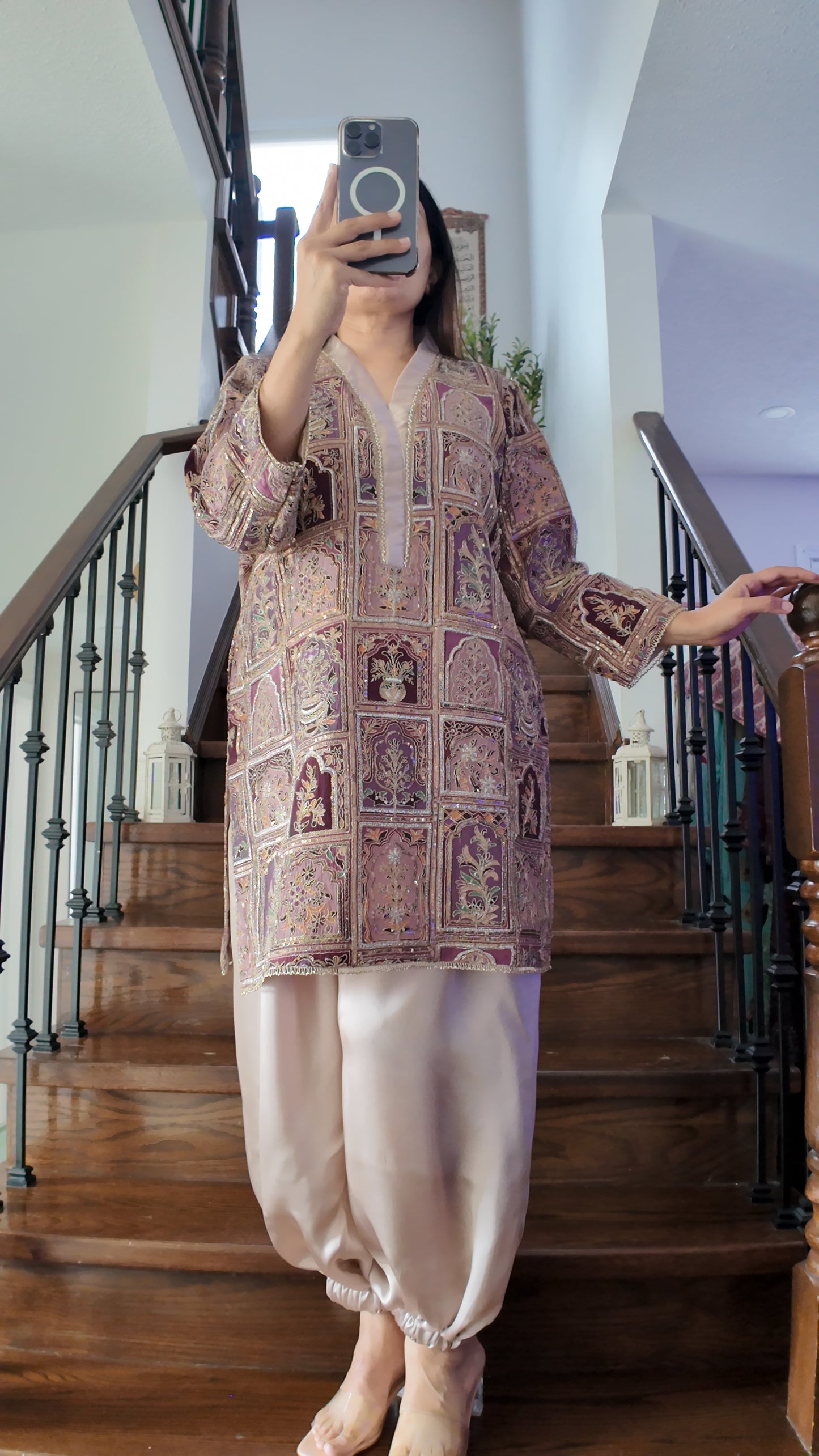 Naqsh Heritage – Embroidered Shirt & Silk Balloon Pants