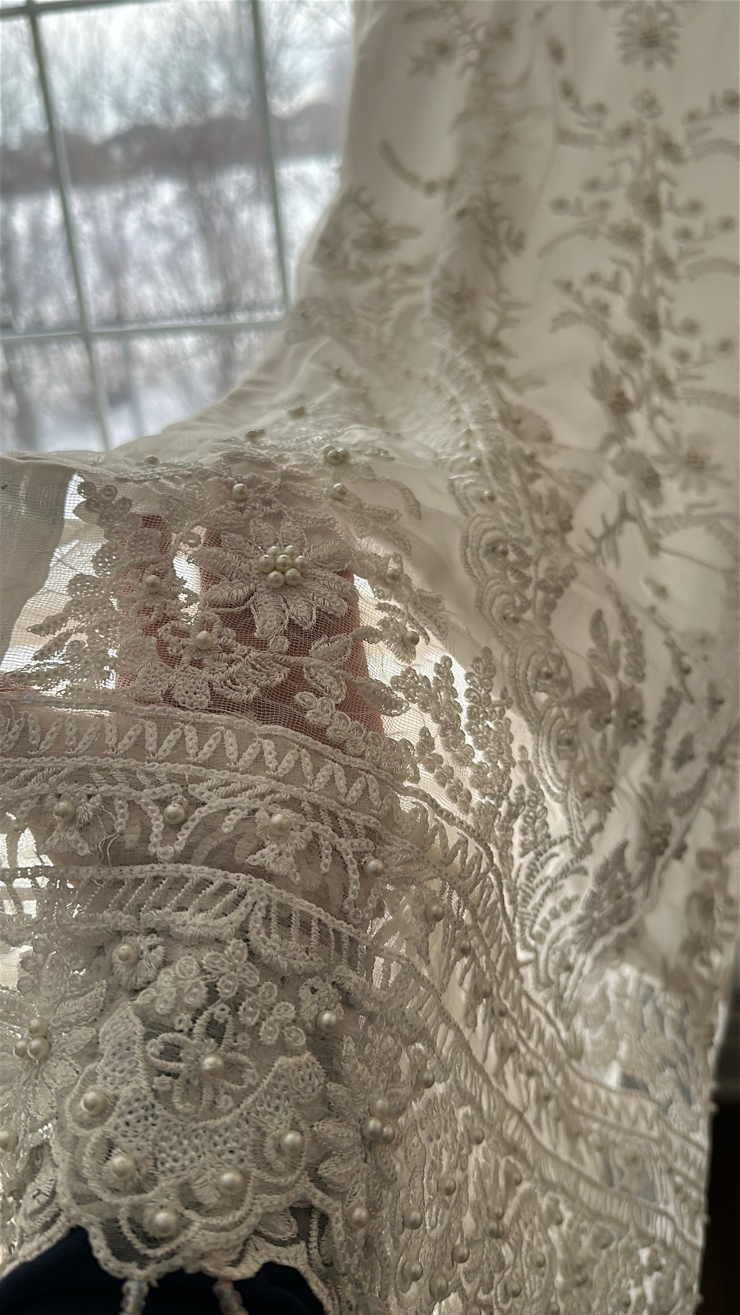 Noor Élan – Where Grace Meets Light