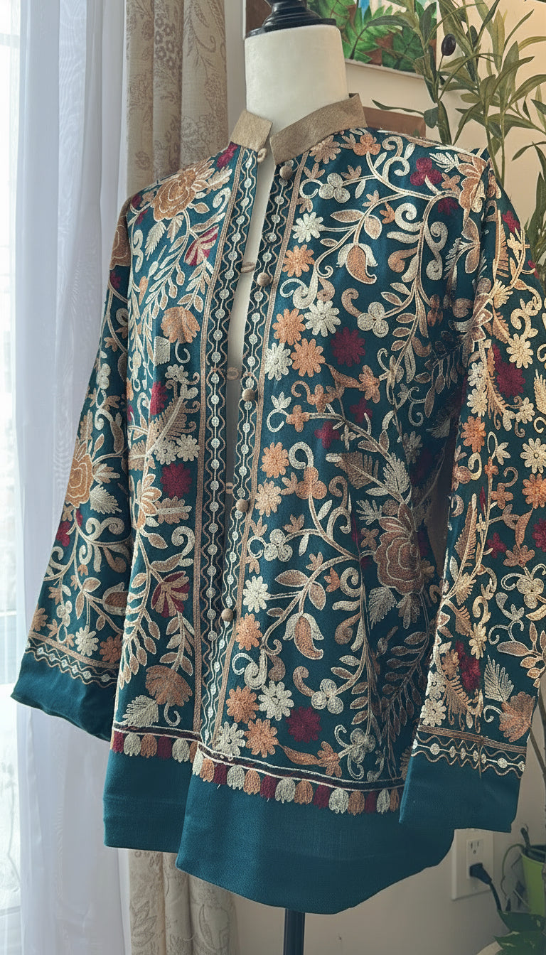 Zar-e-Sabaa – Kashmiri Embroidered Pashmina Coat