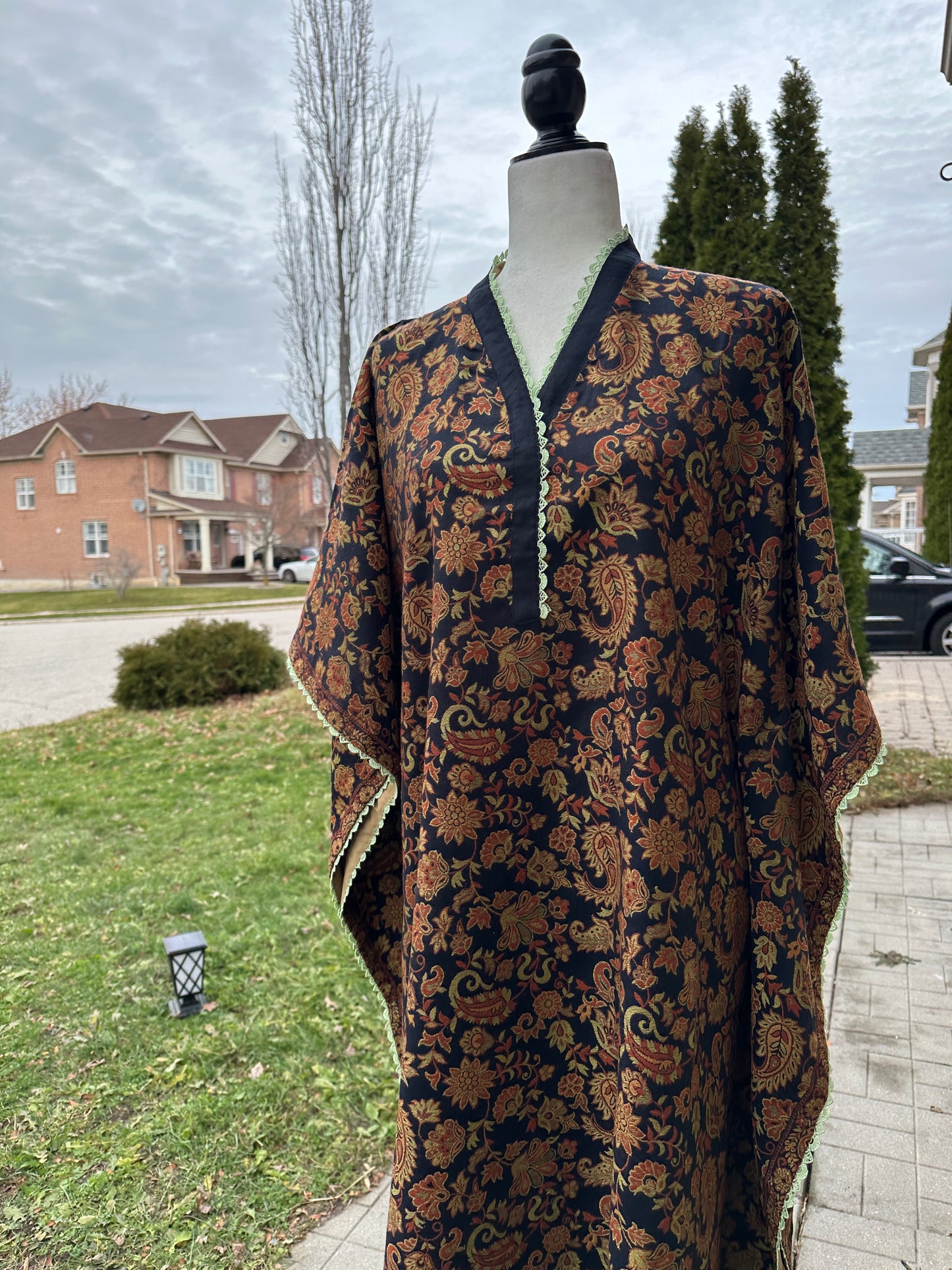 Zamurd-e-Noir – The Heritage Bloom Wrap