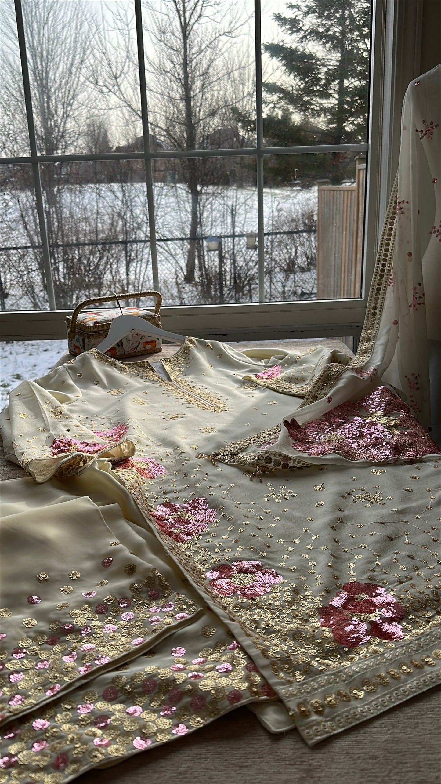 Noor-e-Gulabo – A Soft Bloom of Light & Grace