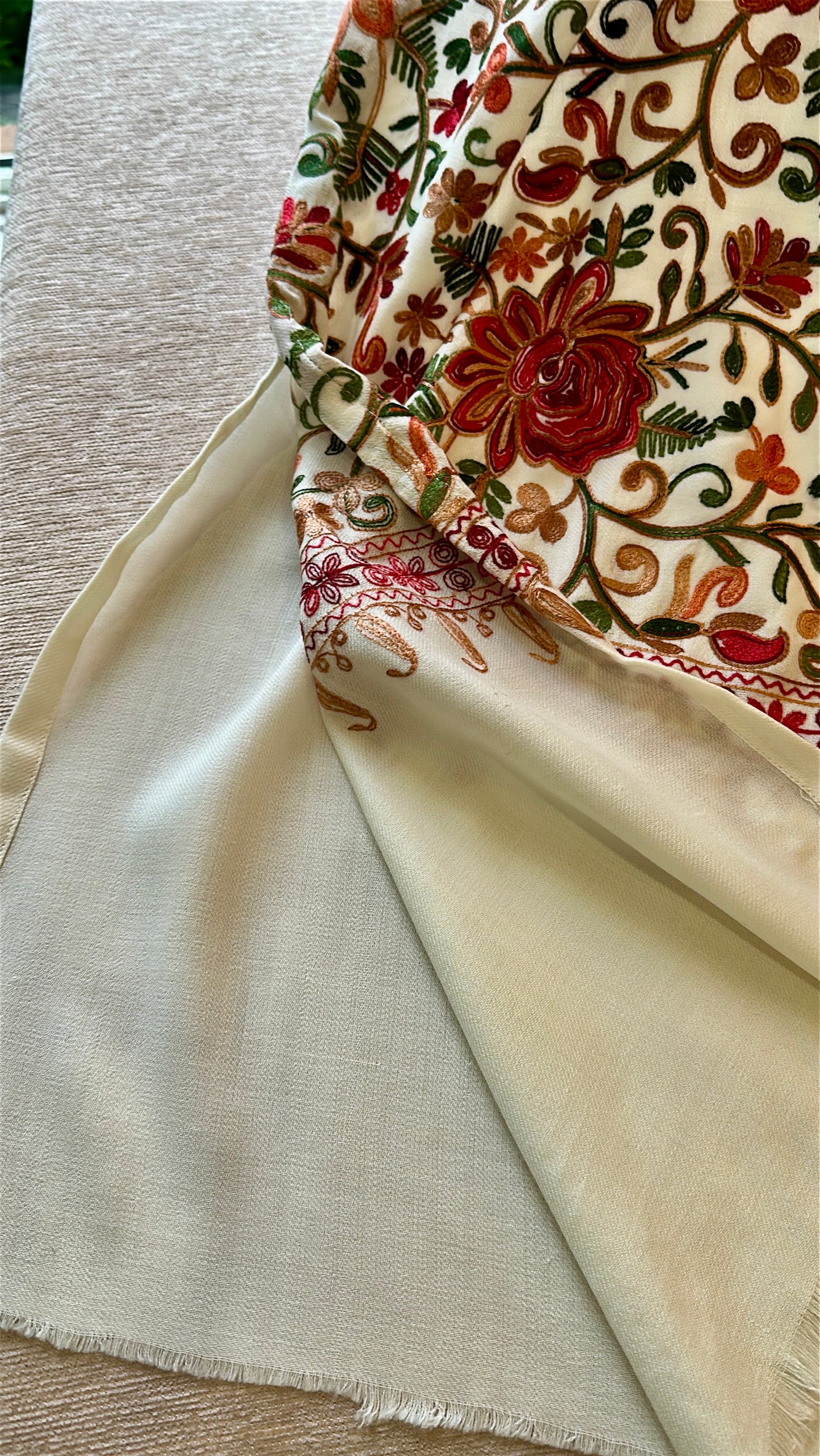 Gulbahaar-e-Ivory – Heritage Kaftan Series