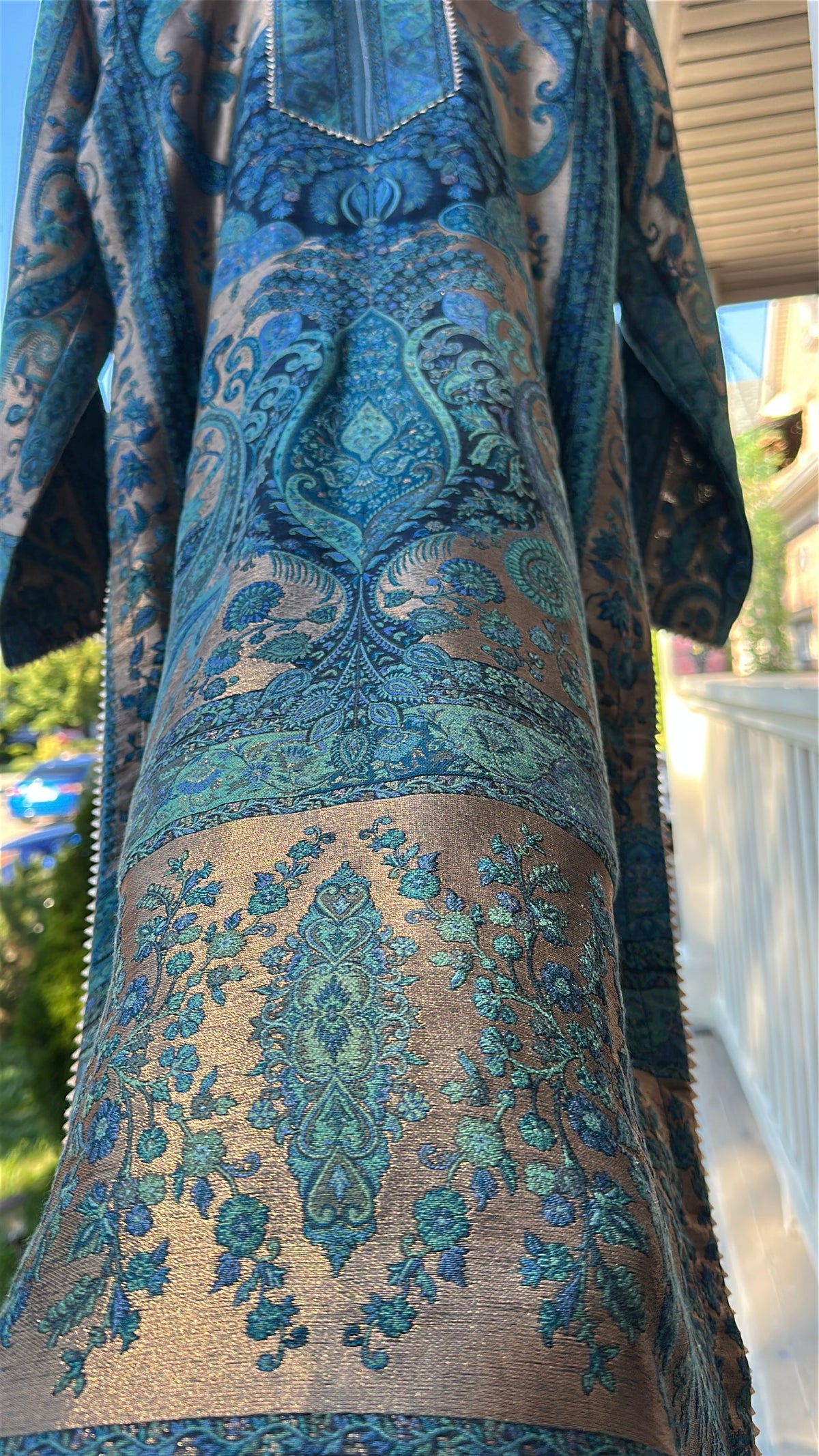 Kani Neel Zareen – Peacock Heritage
