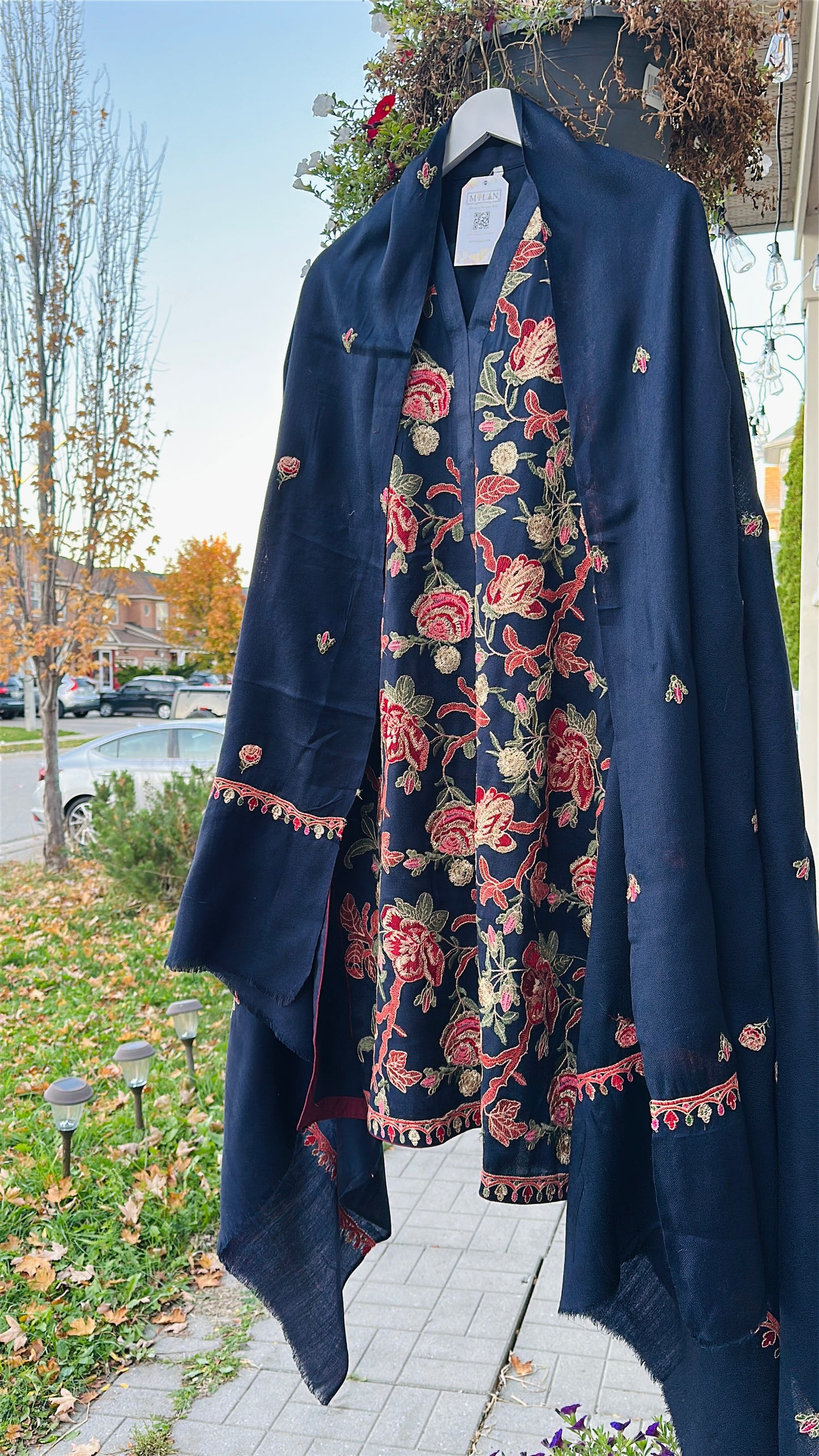 Neel-Gulzaar – Midnight Blossoms of Kashmir