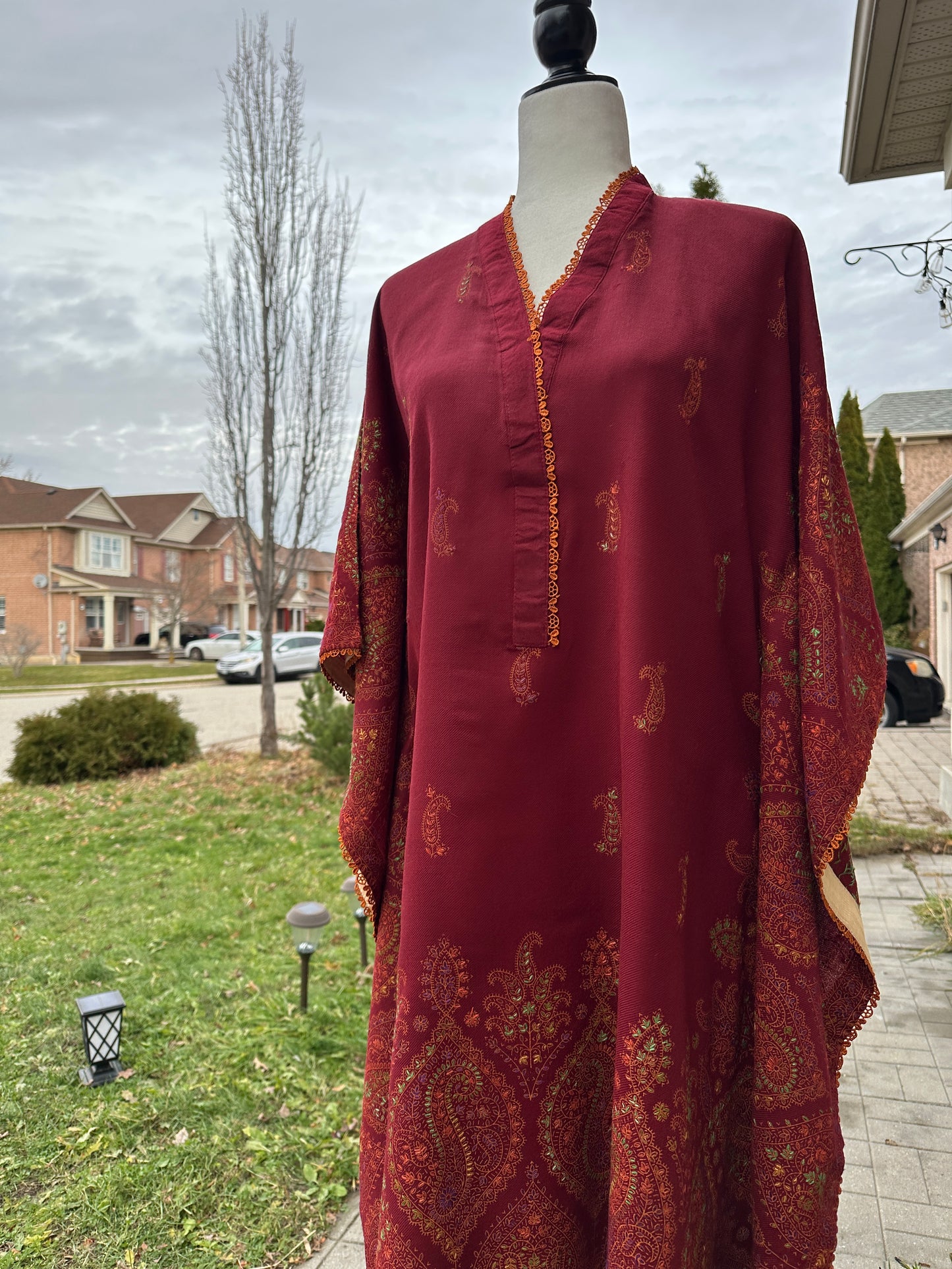 Gulnaar-e-Suroor – The Maroon Kalamkari Bloom