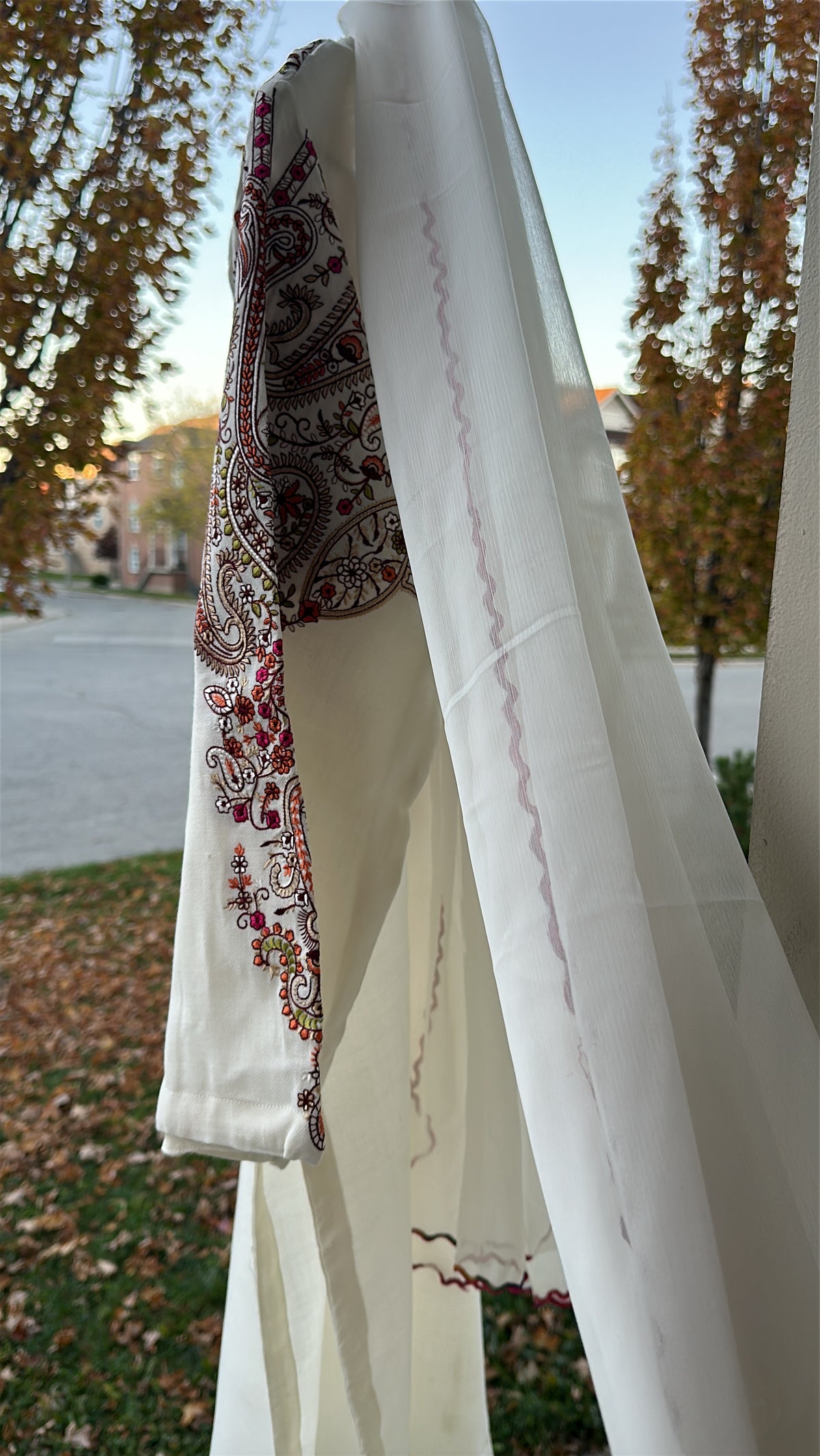 Ivory Meher / Pure Pashmina Kashmira — 3-Piece Set