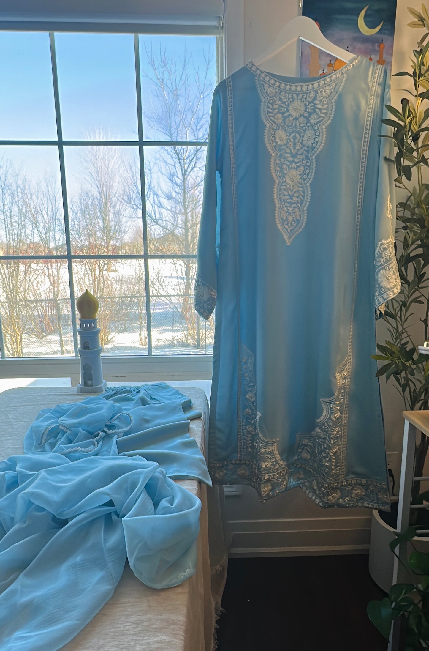 Frost Élan – Cool Grace in Celestial Blue