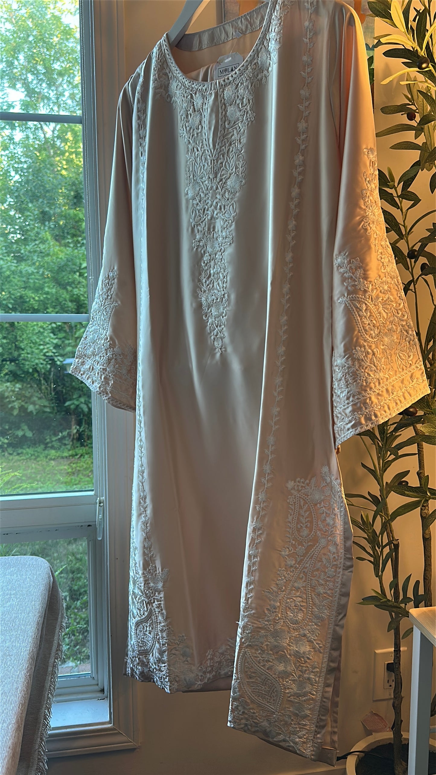 Mink Ivory Élan — Embroidered Silk 2-Piece Set