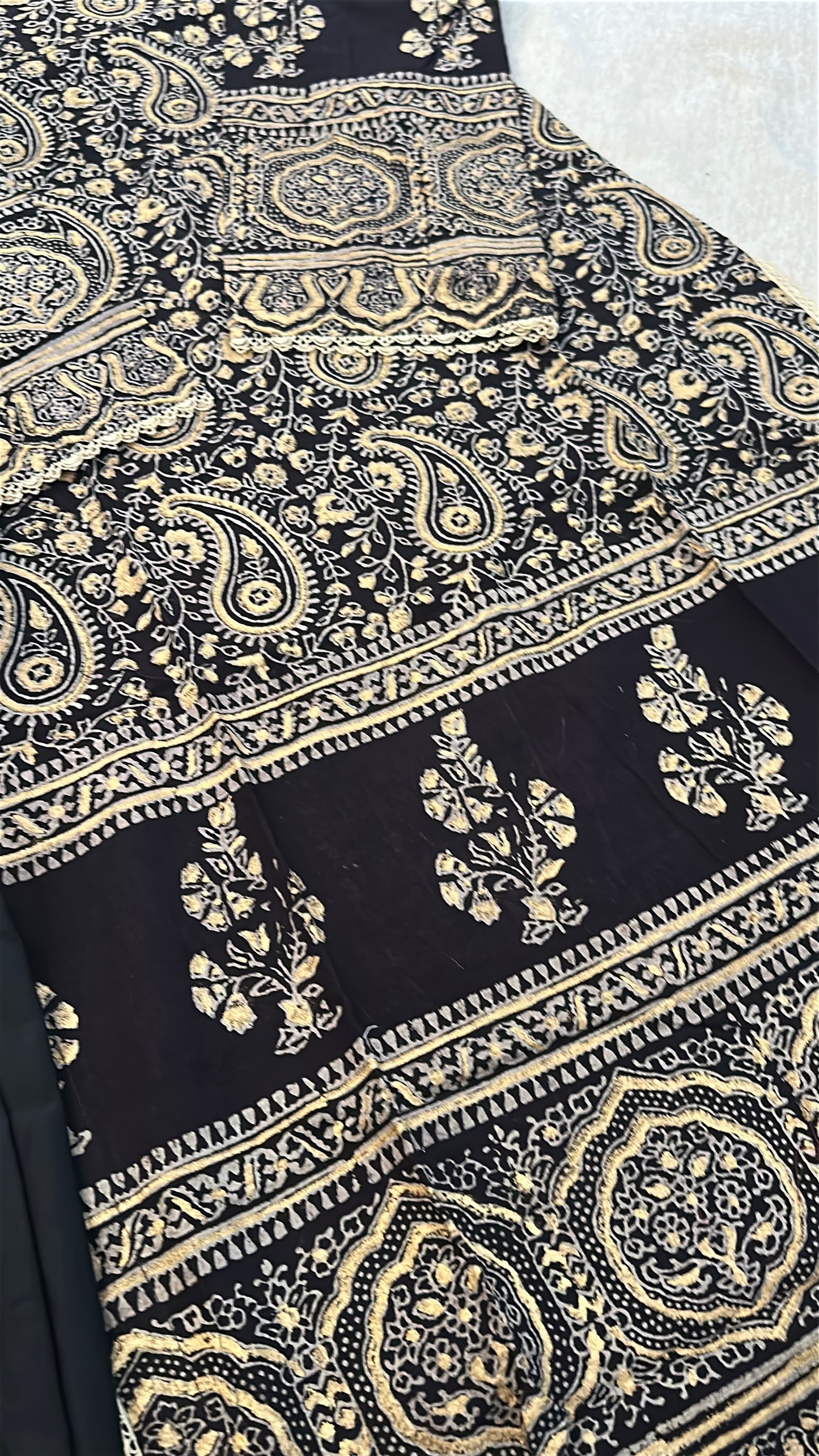 Noir Ajrak Heritage