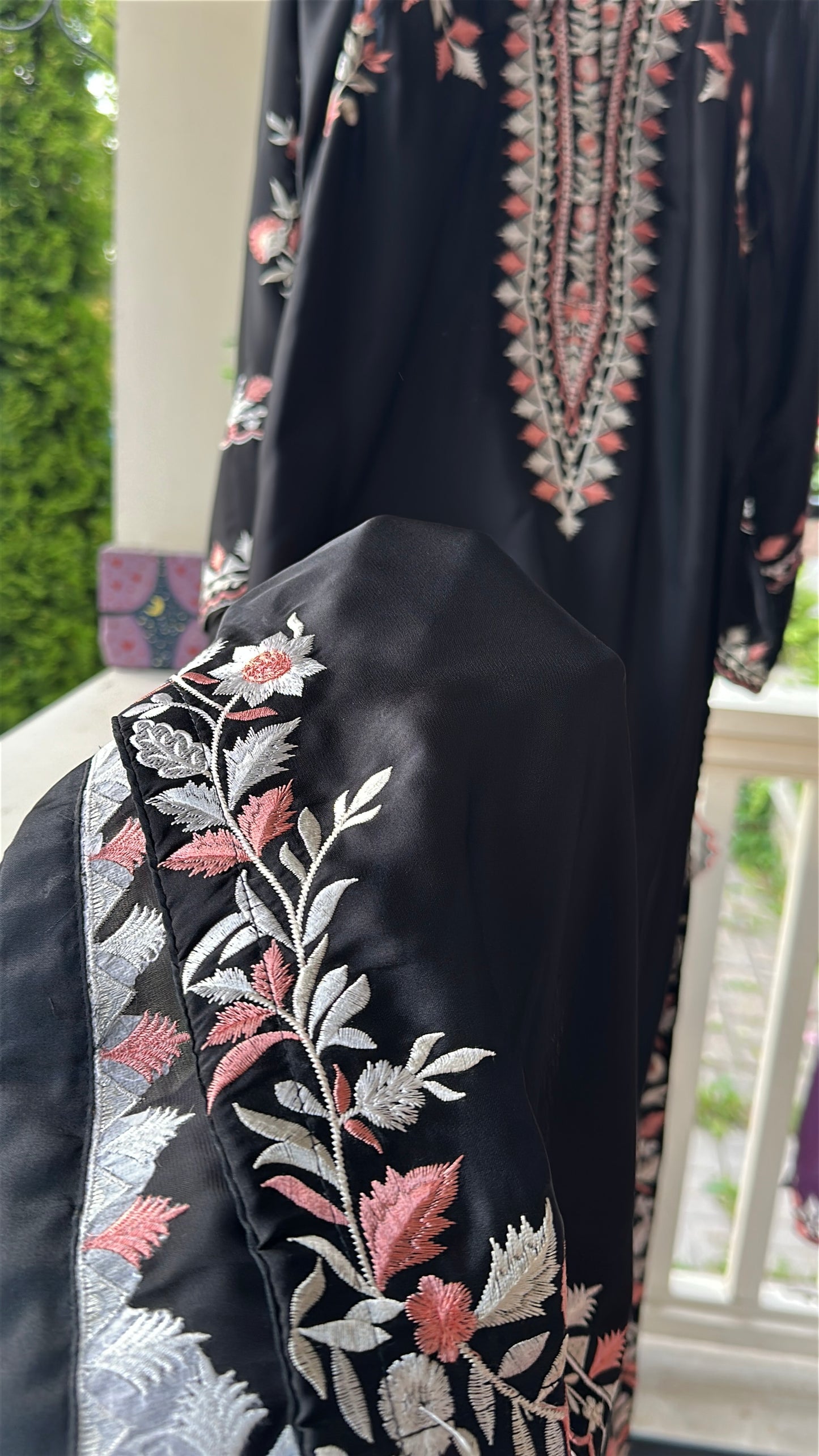 Mehr Noir — Embroidered Silk Kaftaan 3-Piece Set