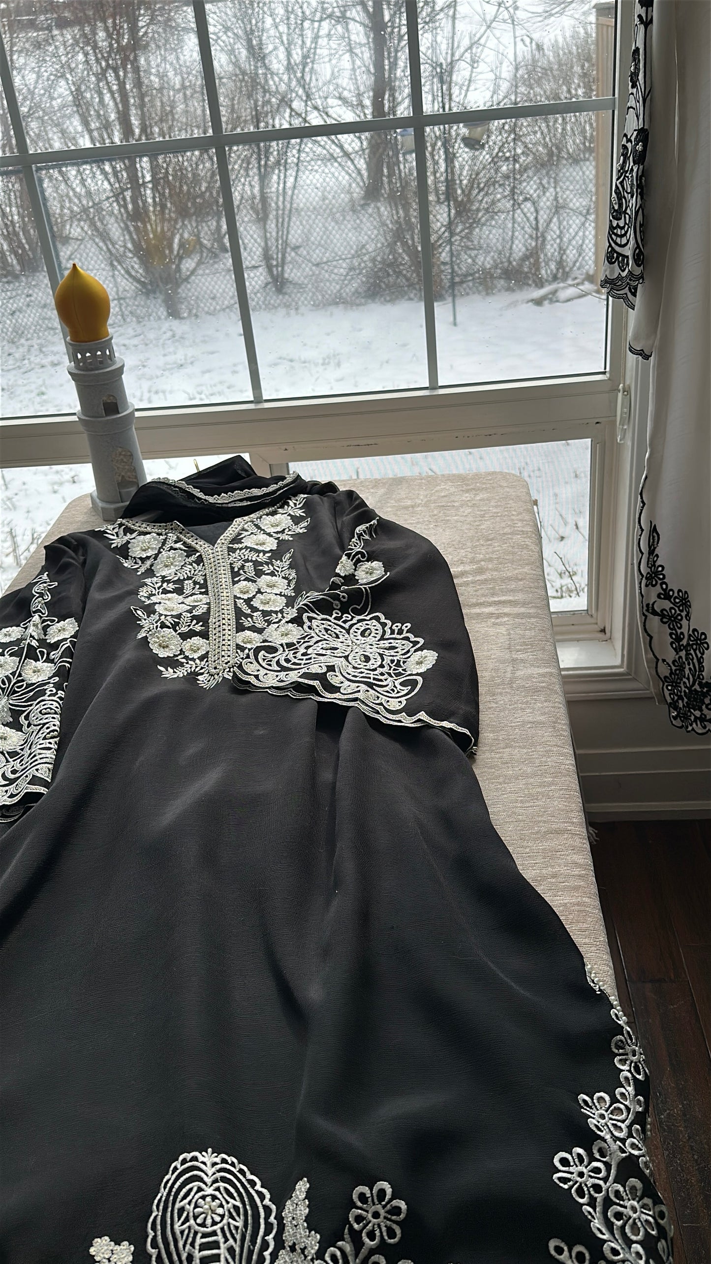 Noir Melody – 3-Piece Kaftan Set