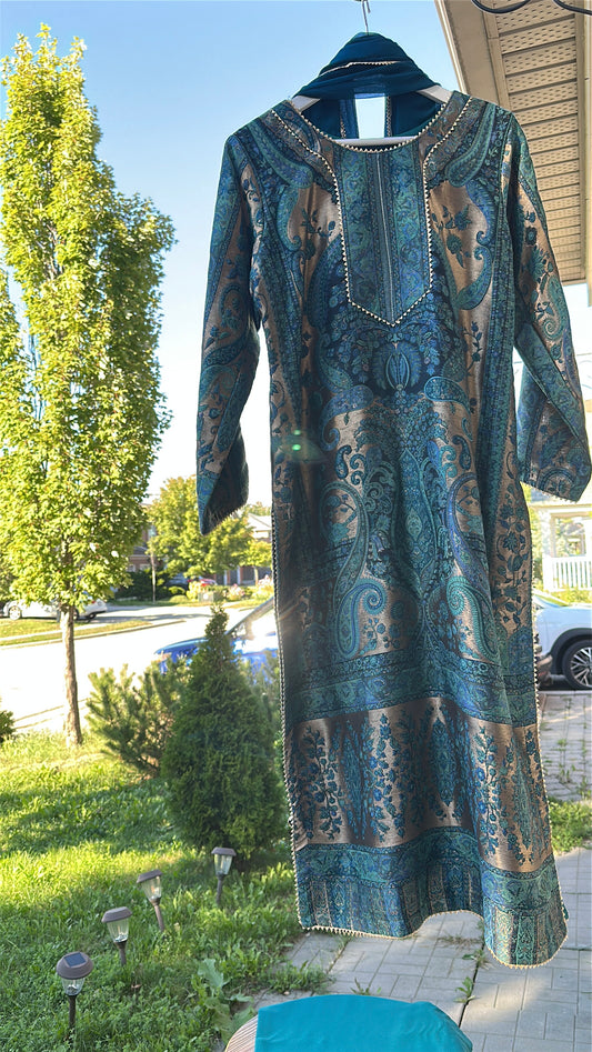 Kani Neel Zareen – Peacock Heritage