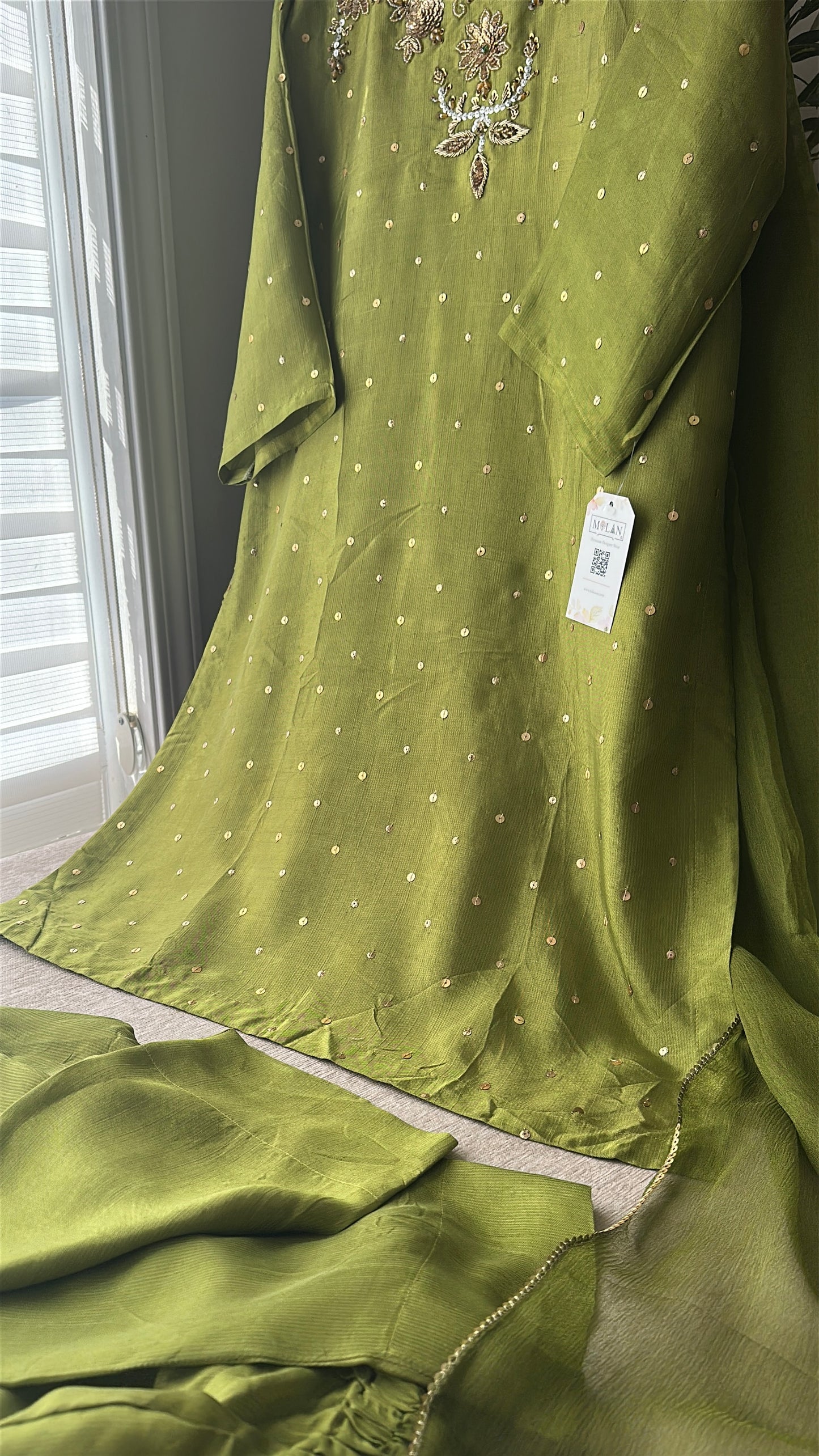 Zara Élan – A Touch of Royal Spring Elegance