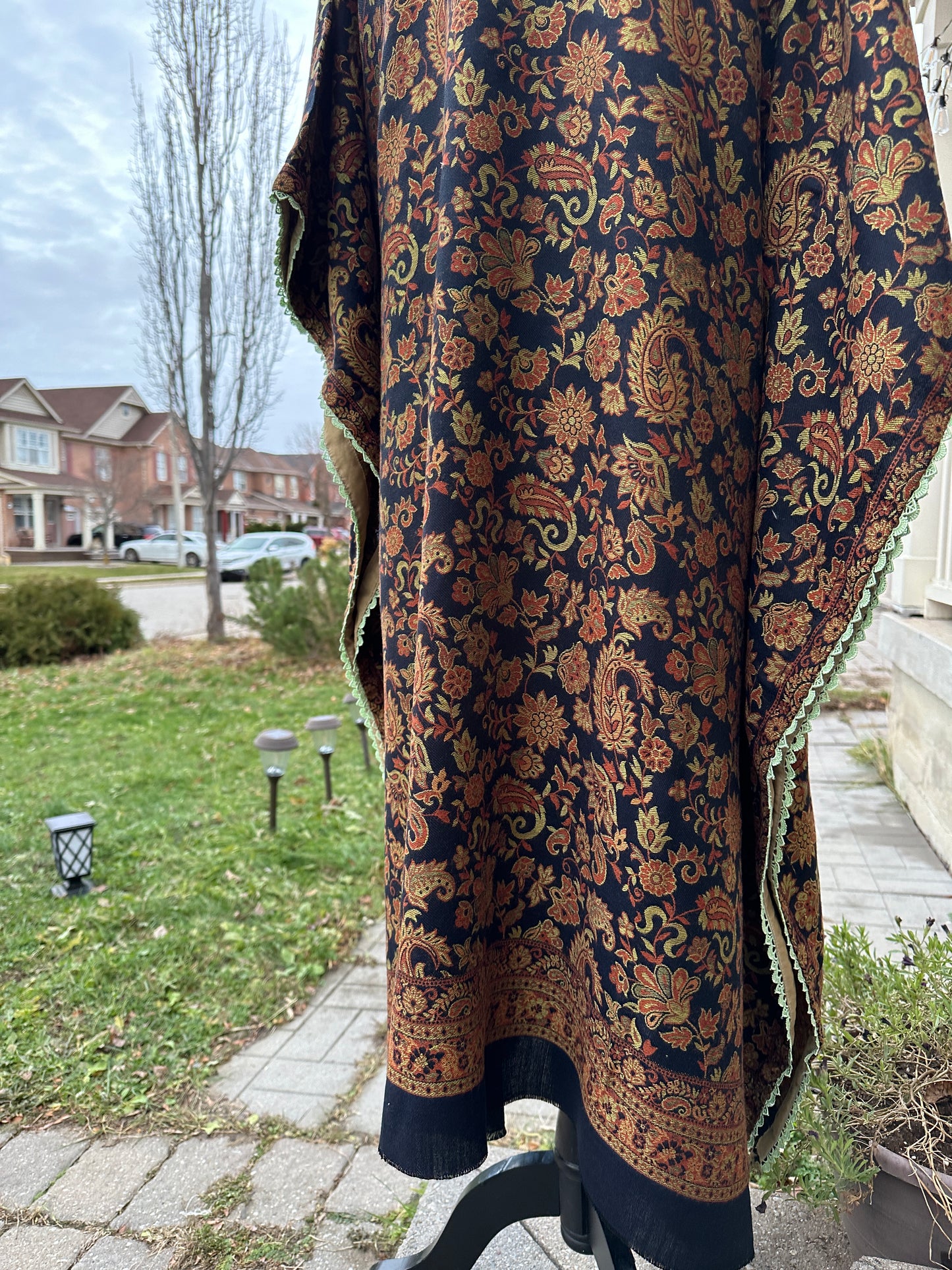 Zamurd-e-Noir – The Heritage Bloom Wrap