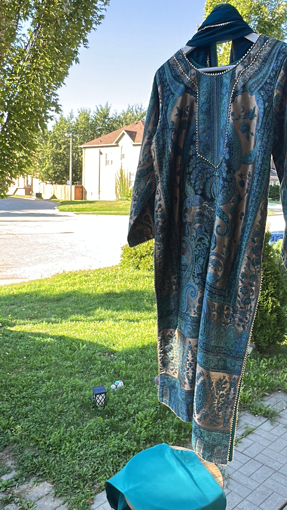 Kani Neel Zareen – Peacock Heritage