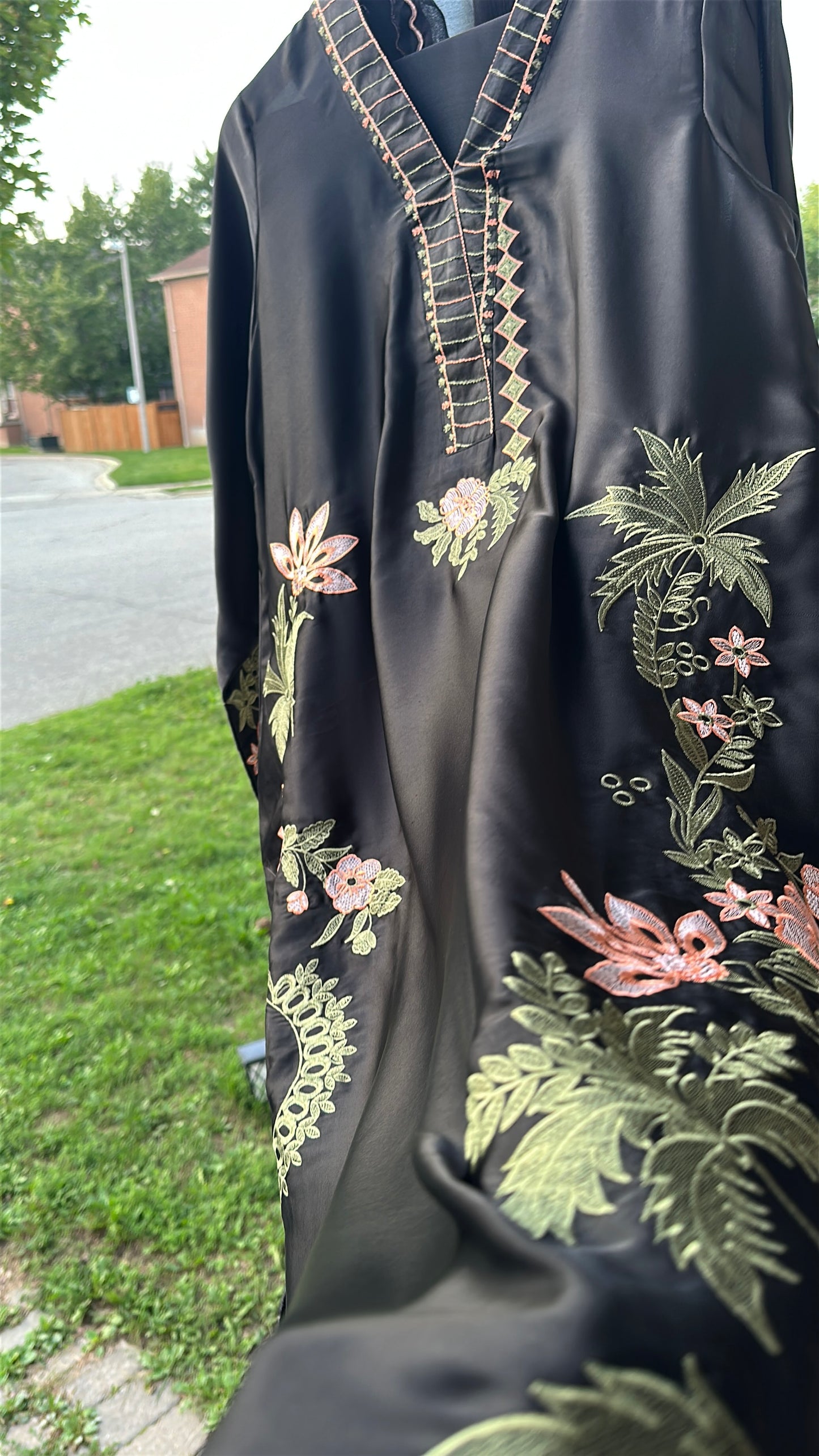 Zarveen Noir — Black Silk Embroidered Kaftan Set