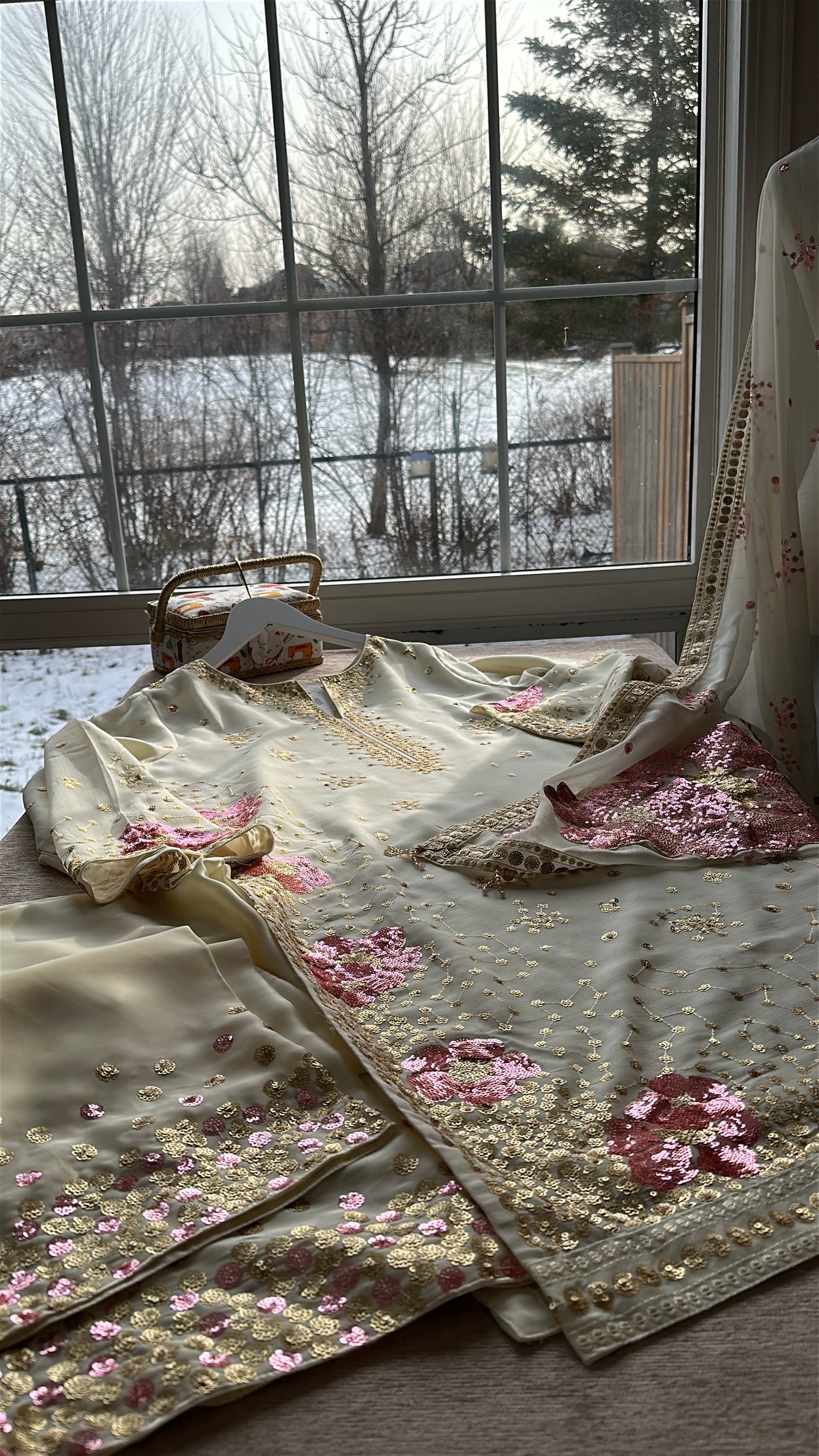 Noor-e-Gulabo – A Soft Bloom of Light & Grace