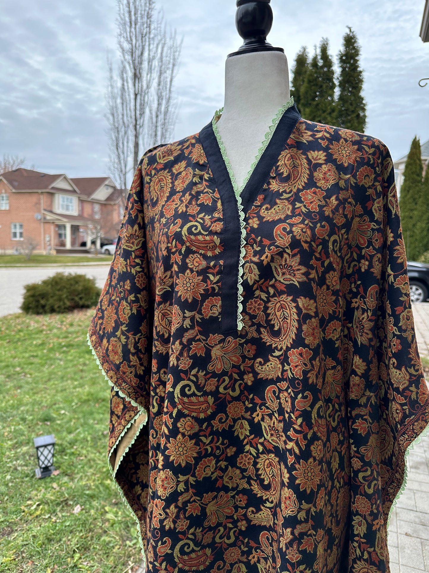 Zamurd-e-Noir – The Heritage Bloom Wrap