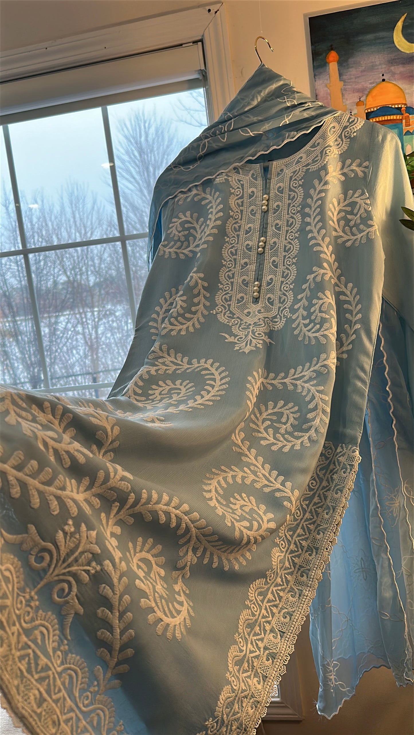 Lumière Blue – A Soft Glow of Raw Silk Elegance