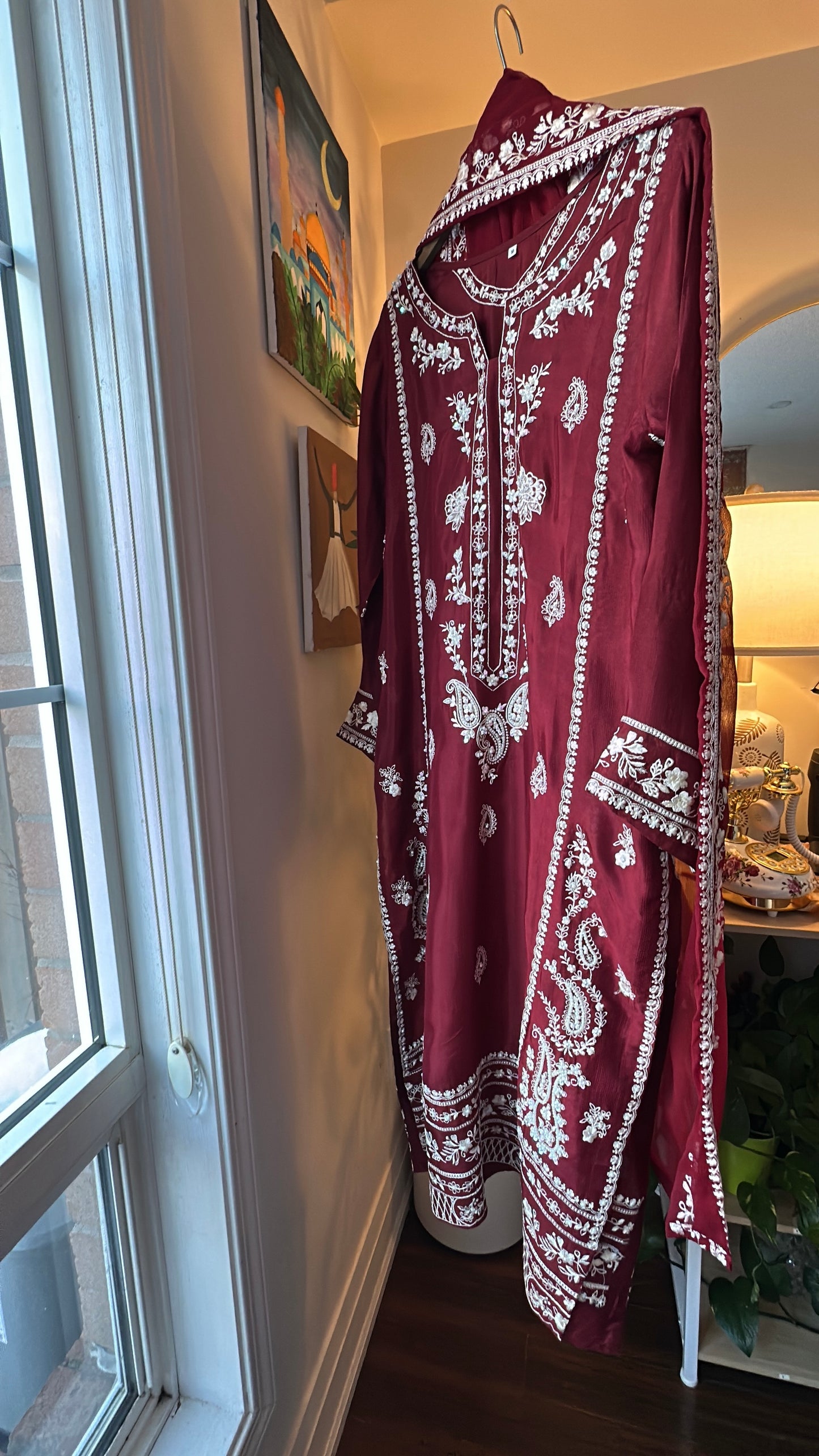 Crimson Élan – The Heritage Edit