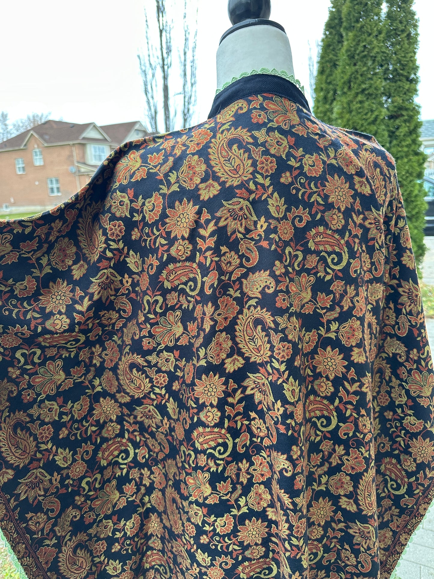 Zamurd-e-Noir – The Heritage Bloom Wrap